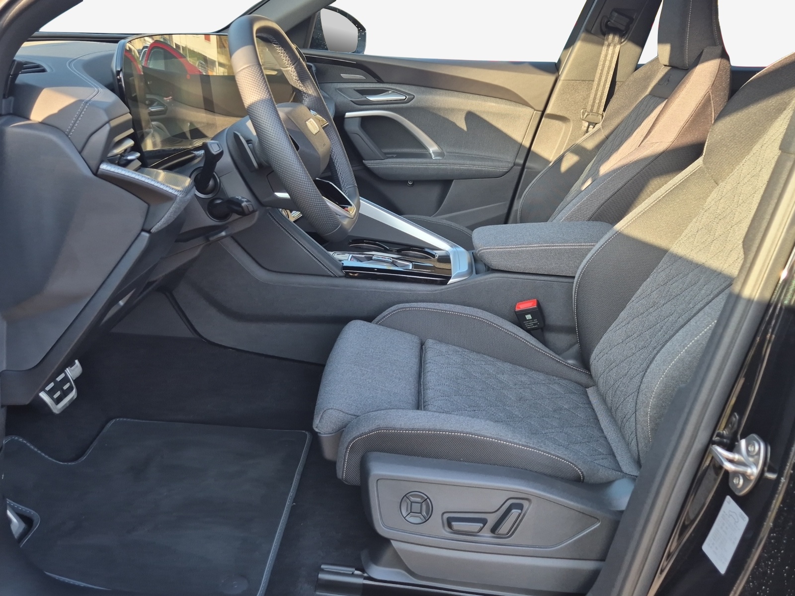 AUDI Q5 TDI quattro 150 kW S-tronic-image-7