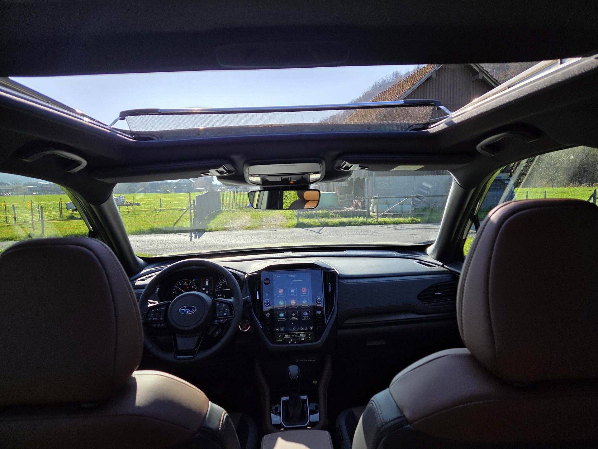 SUBARU Forester Station 2.0i e-Boxer Luxury-image-10