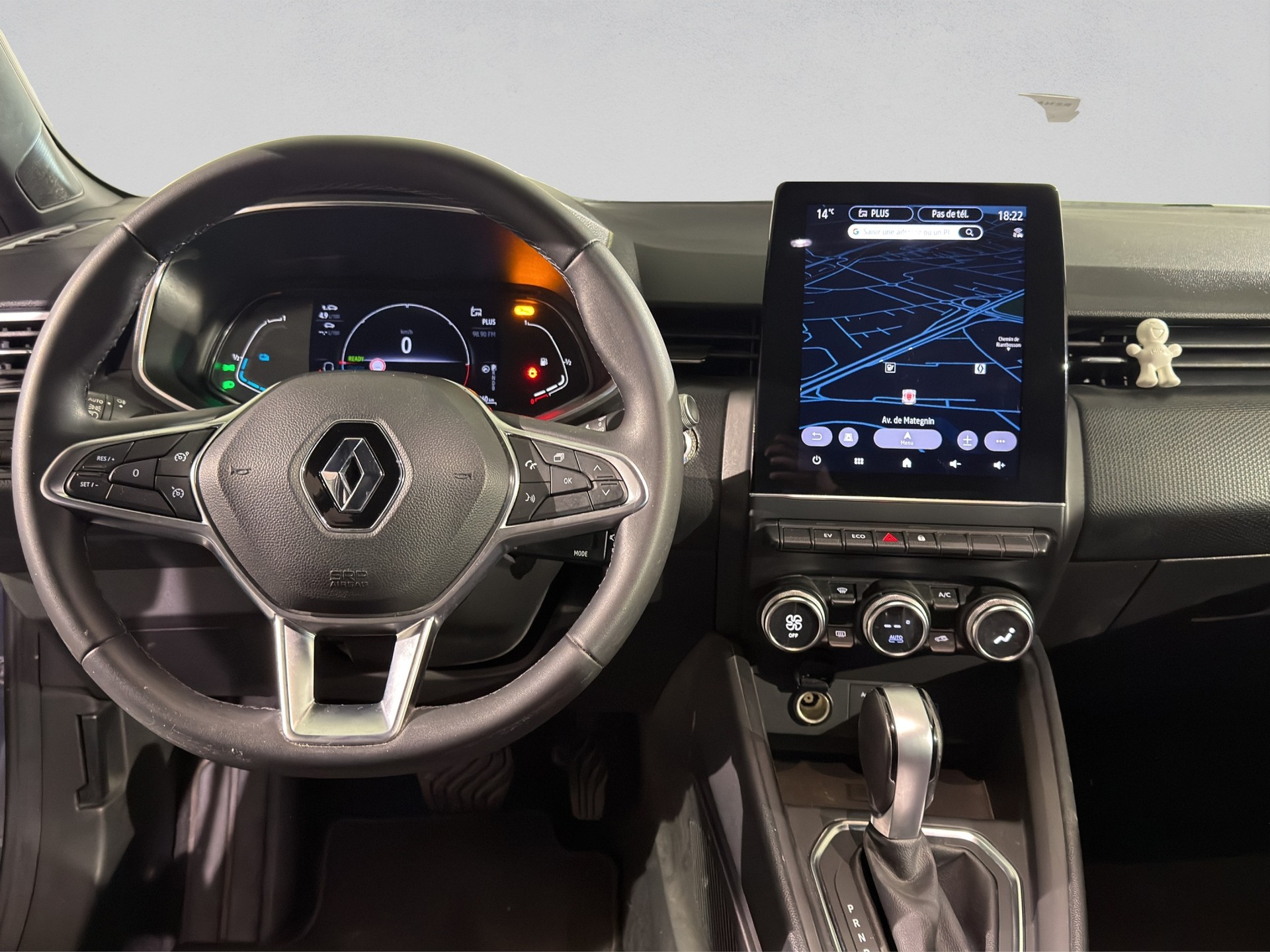 RENAULT Clio 1.6 E-Tech Intens-image-13