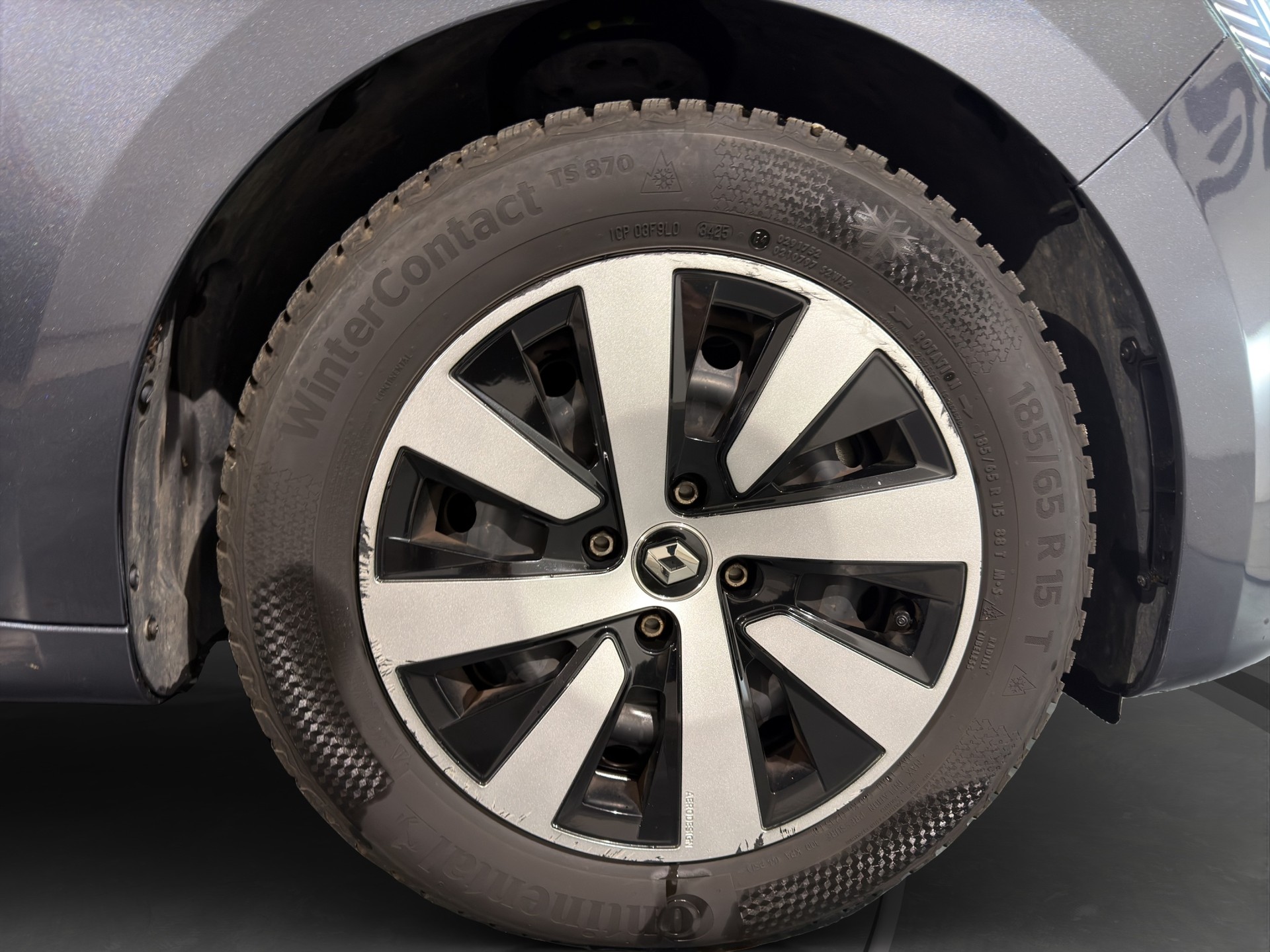 RENAULT Clio 1.6 E-Tech Intens-image-17