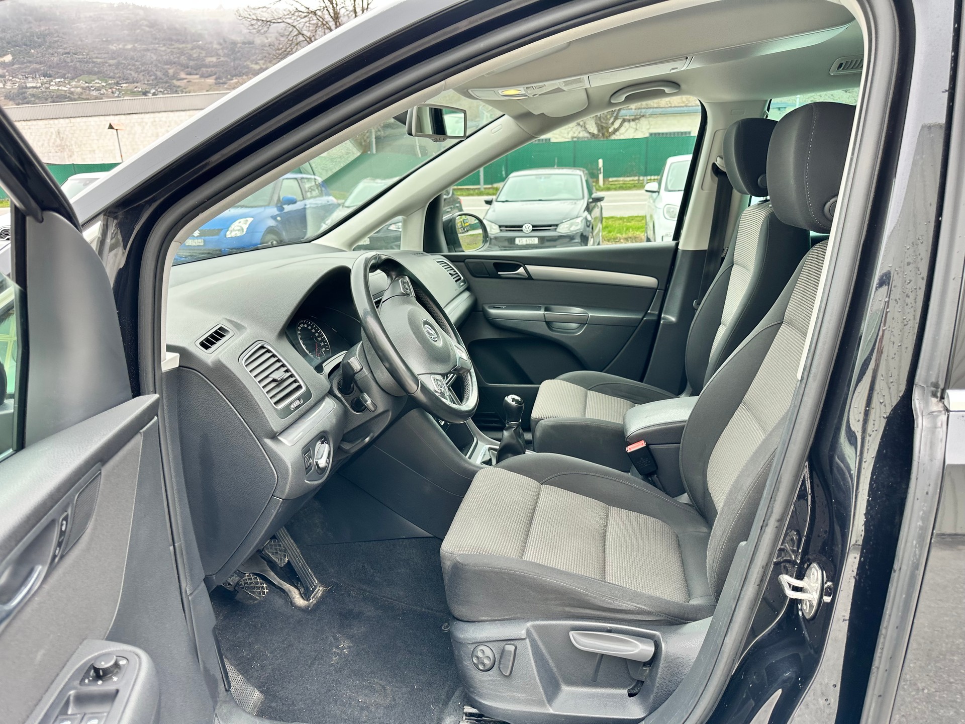 VW Sharan 2.0 TDI BMT Design 4Motion-image-8