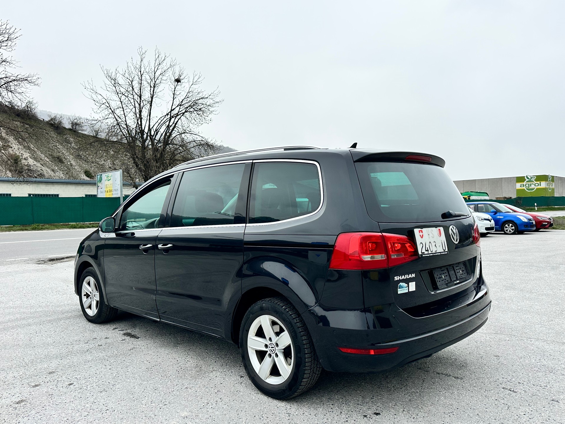 VW Sharan 2.0 TDI BMT Design 4Motion-image-3