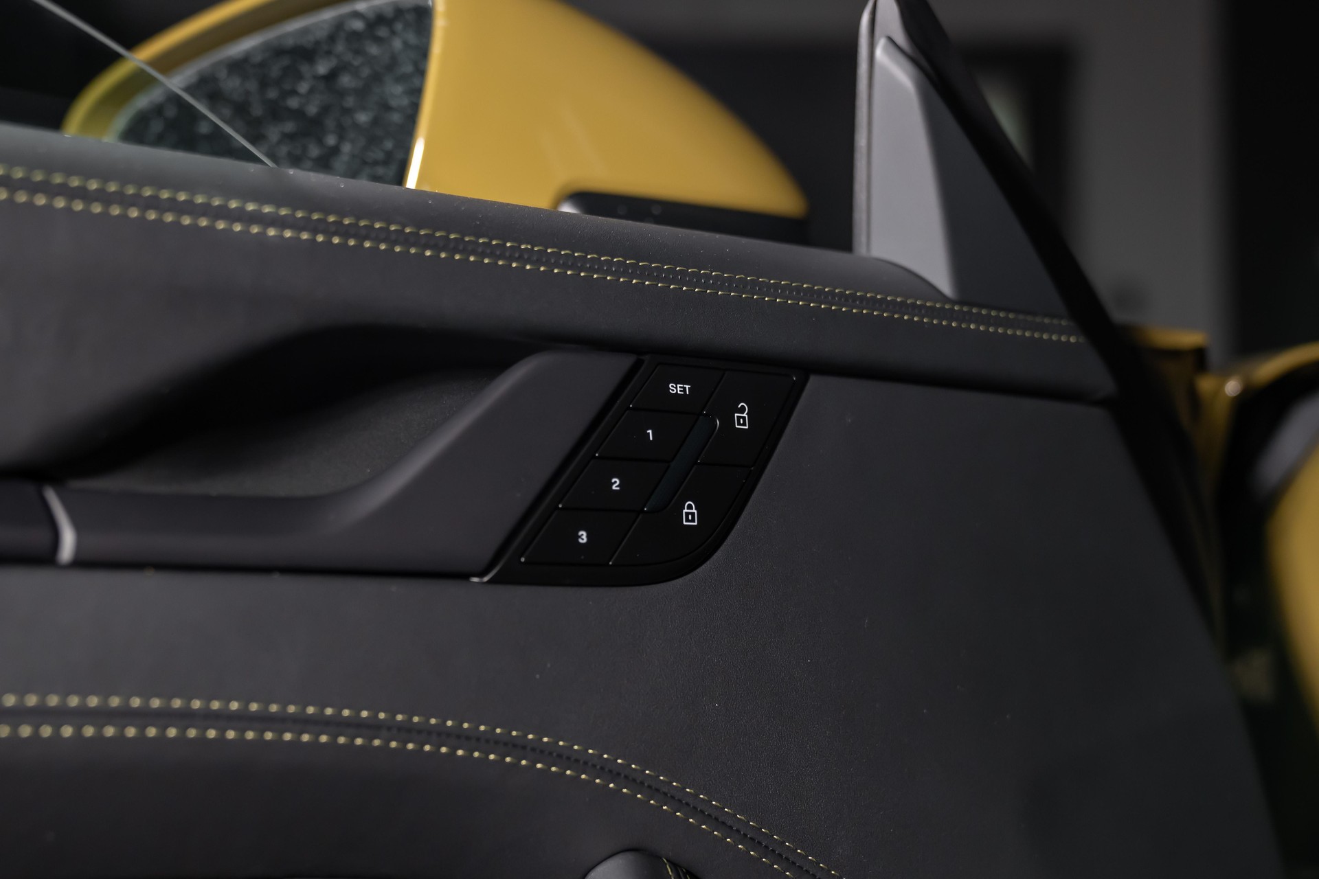 PORSCHE 911 Cabriolet GTS Spirit 70 PDK-image-22