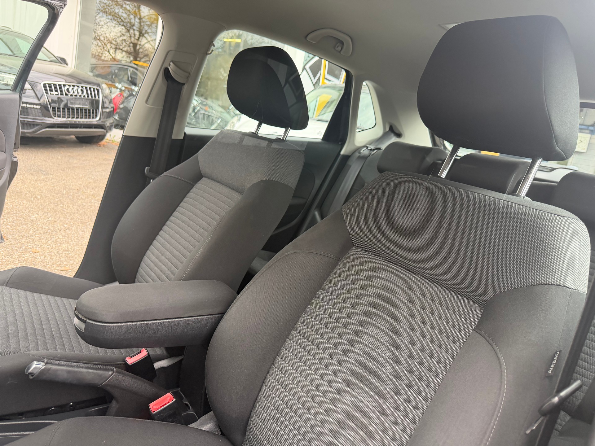 VW Polo 1.2 TSI Comfortline DSG-image-7