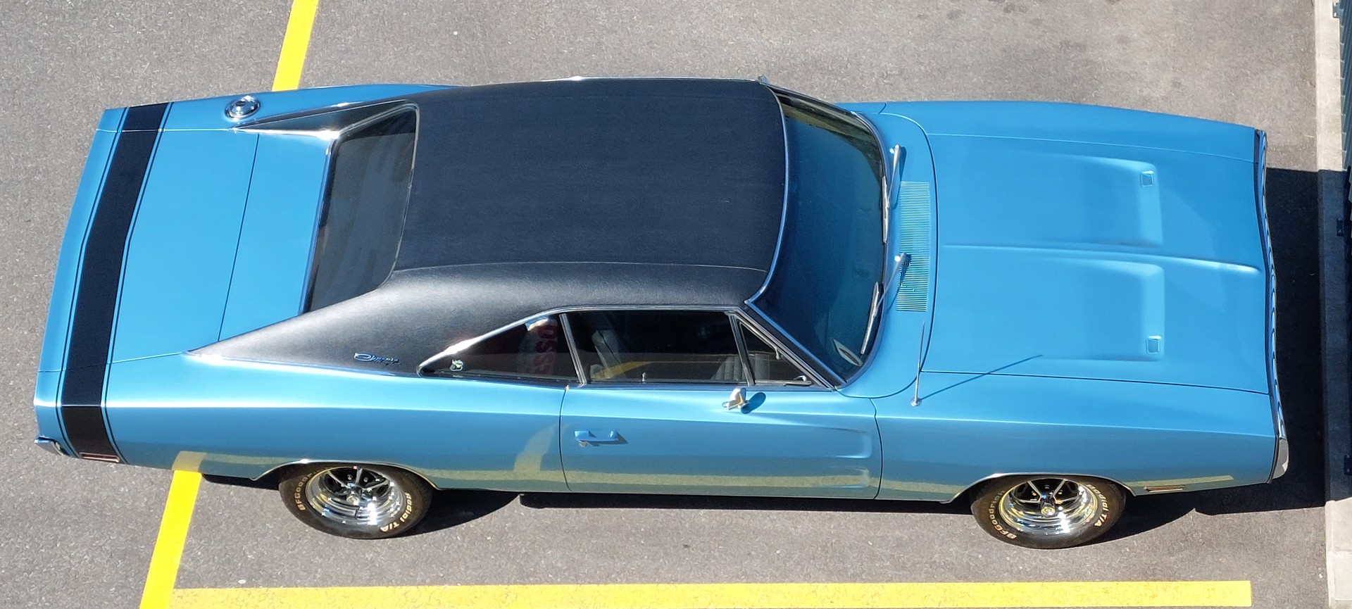DODGE Charger 500-image-3