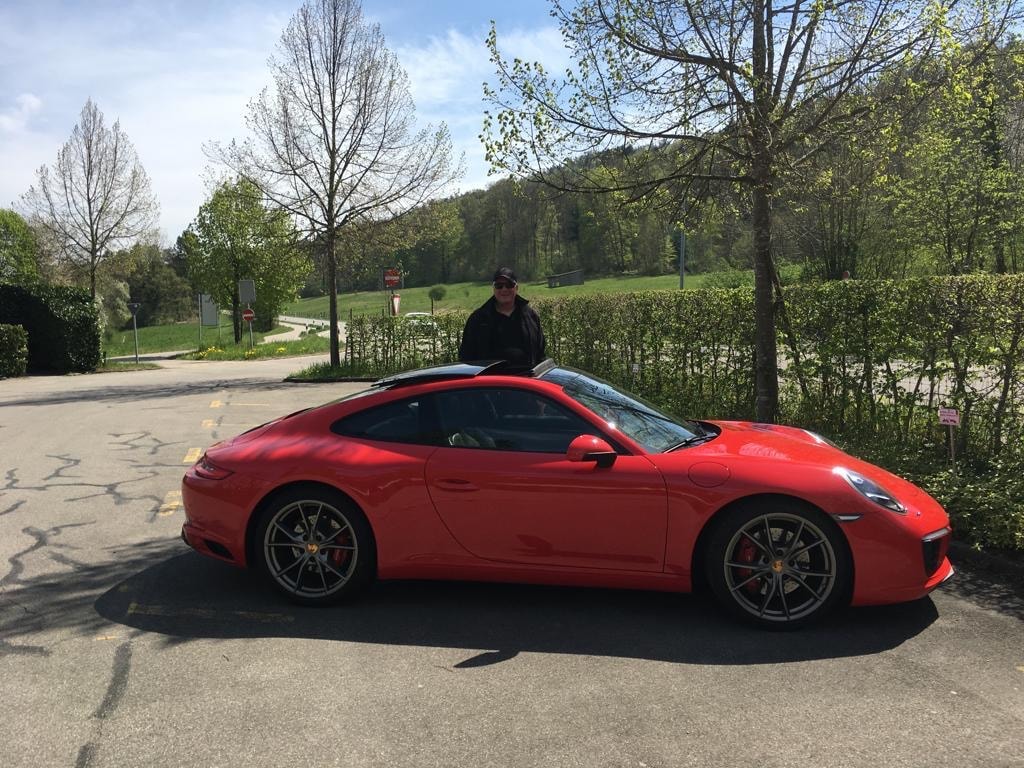 PORSCHE 911 Carrera S-image-3