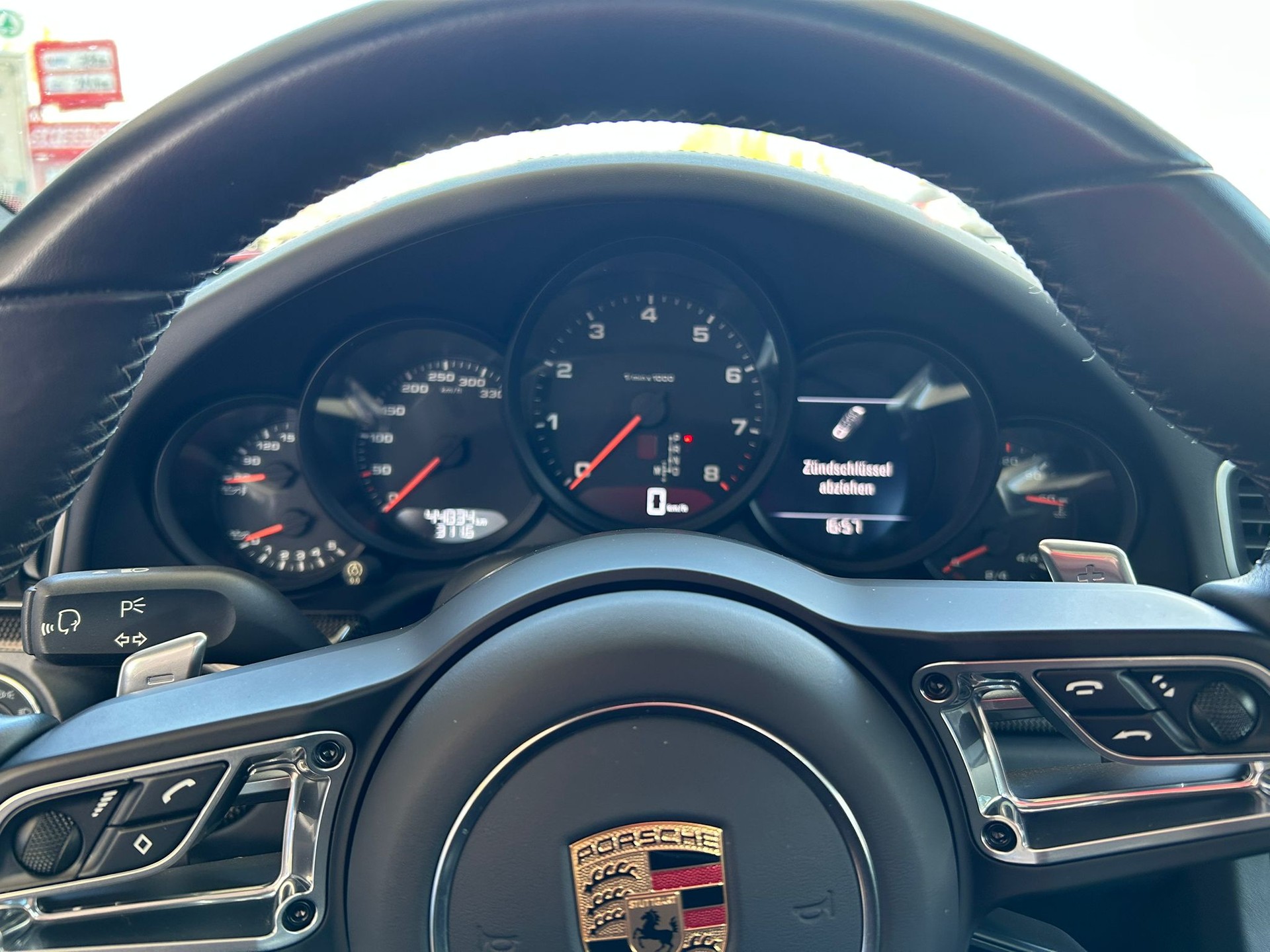 PORSCHE 911 Carrera S-image-16
