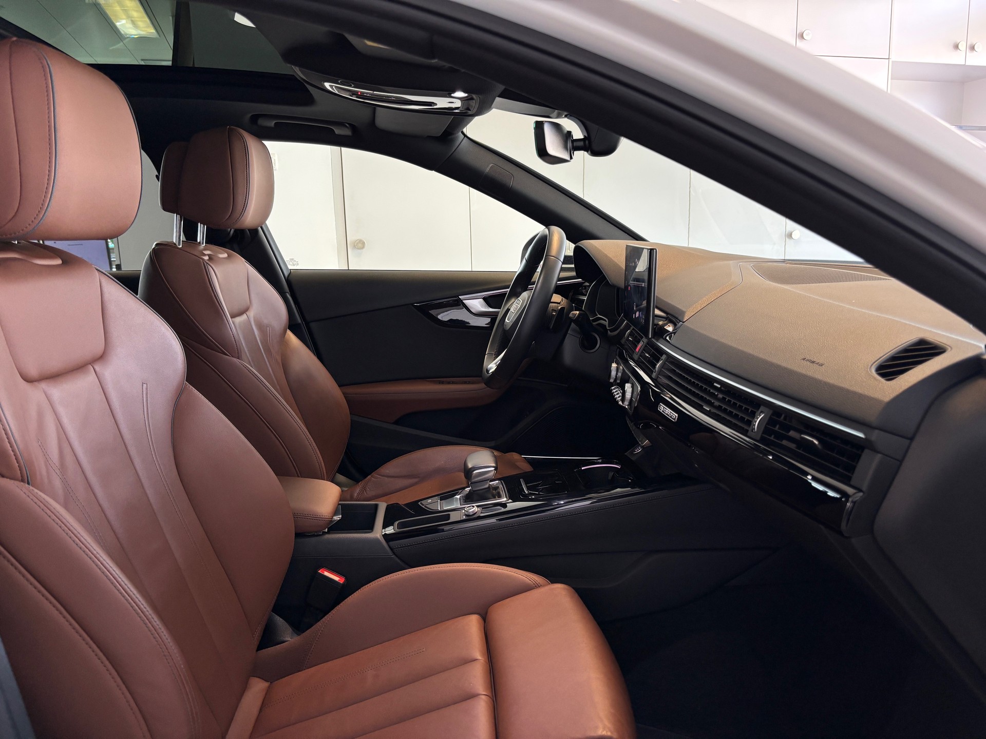 AUDI A4 allroad 40 TDI quattro tiptronic-image-9