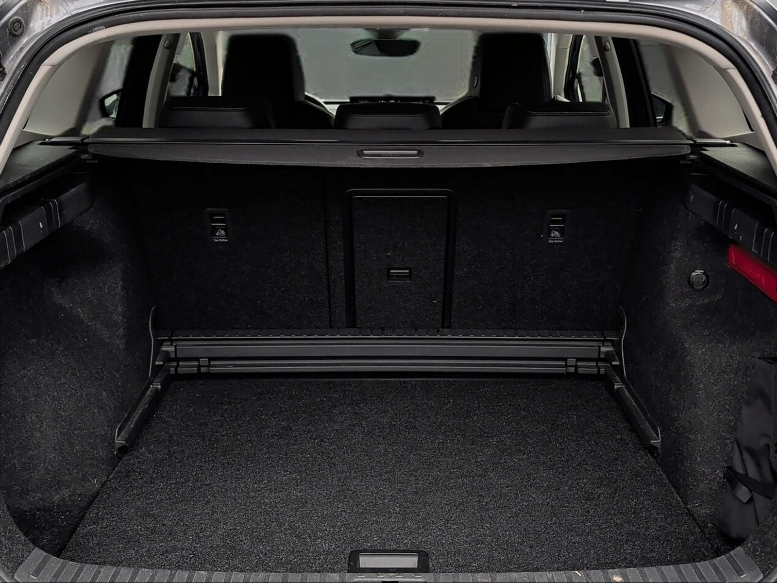 SKODA Enyaq iV 80x-image-10