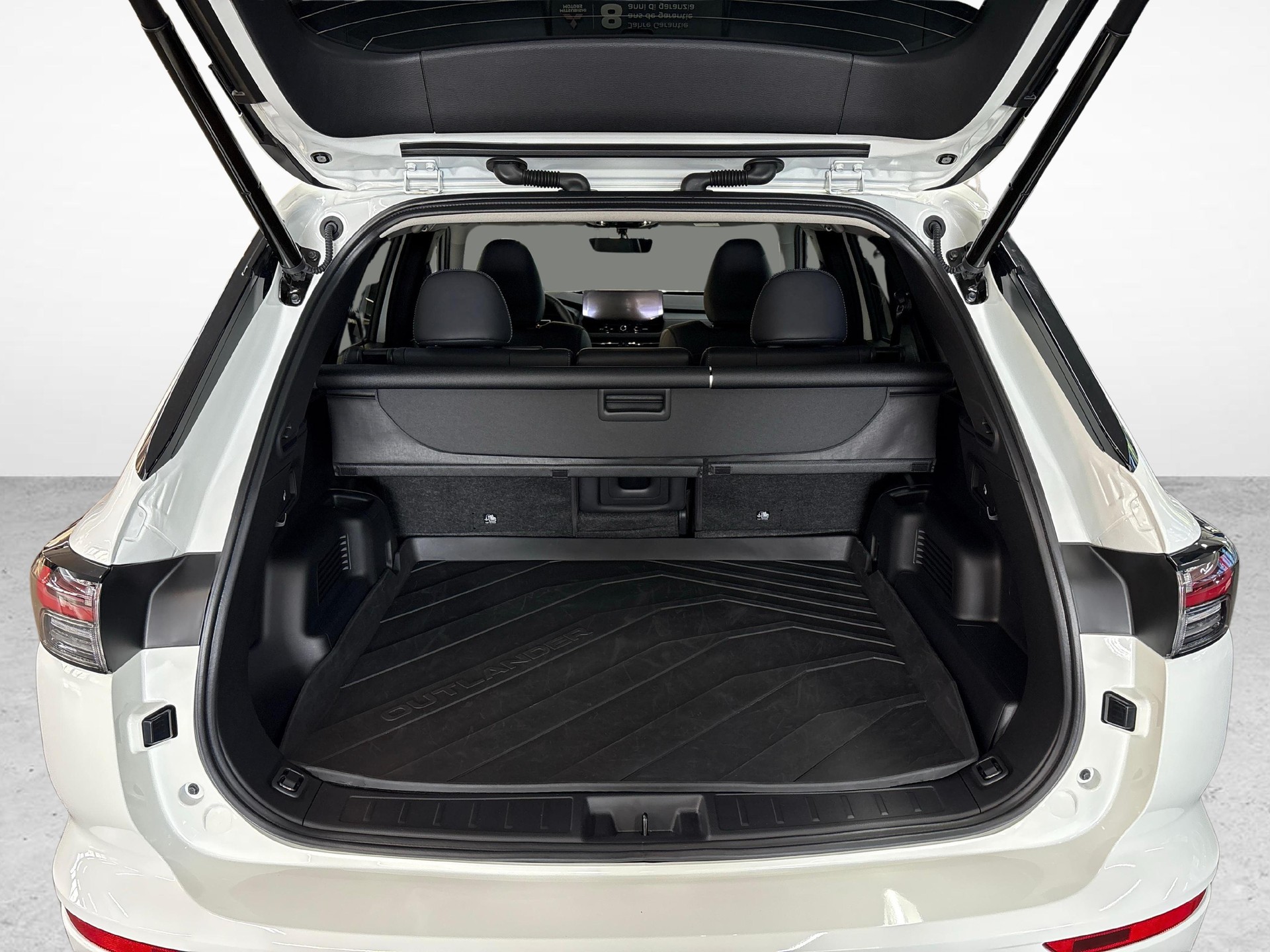 MITSUBISHI Outlander 2.4 PHEV Intense 4x4-image-12