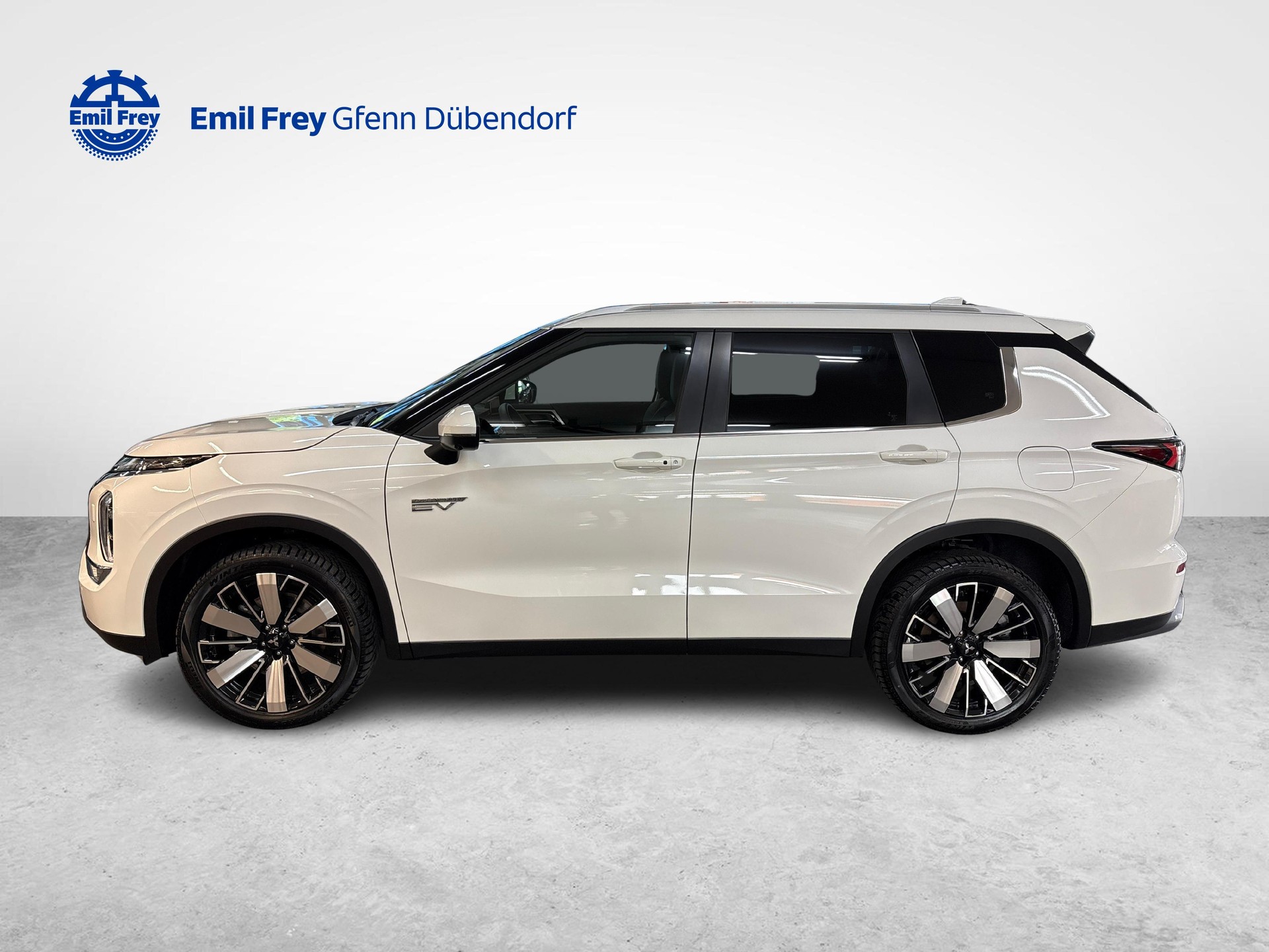MITSUBISHI Outlander 2.4 PHEV Intense 4x4-image-1