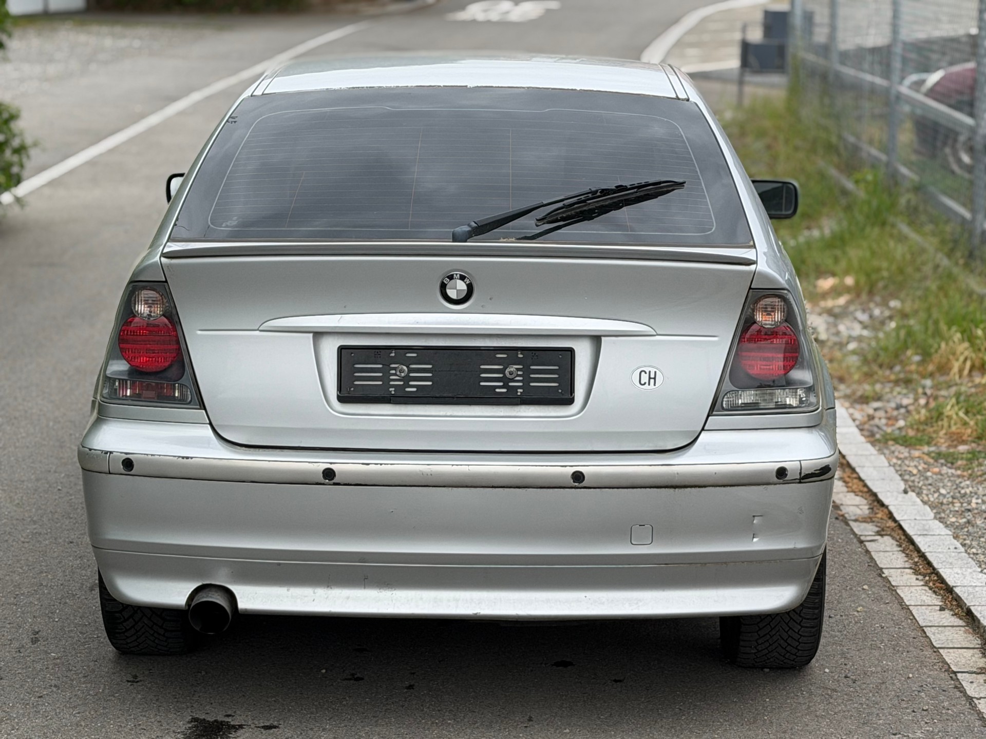 BMW 318 ti Compact-image-4