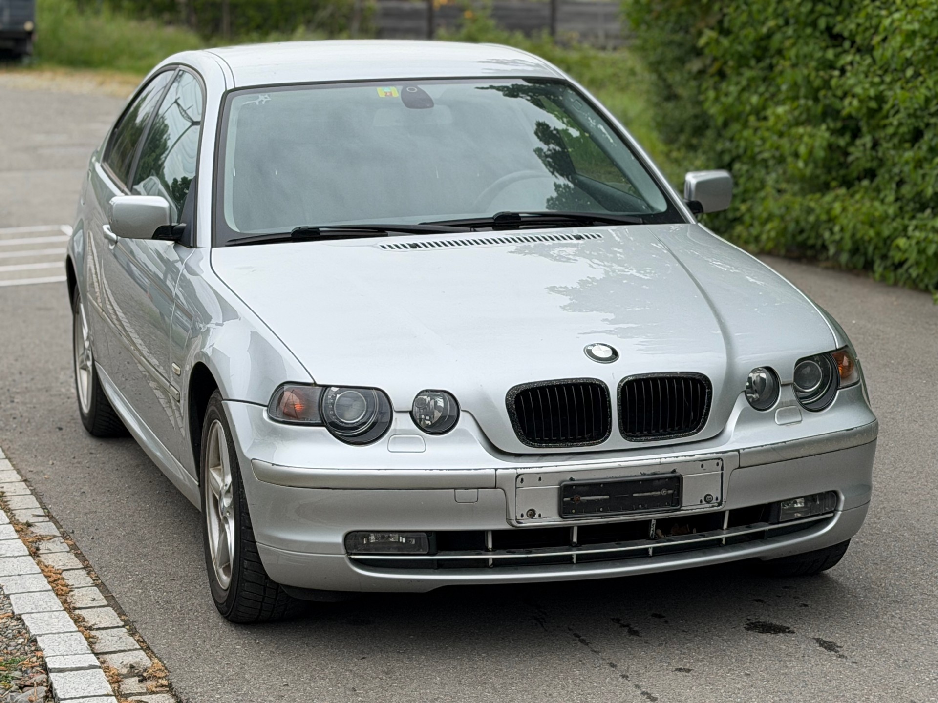 BMW 318 ti Compact-image-2