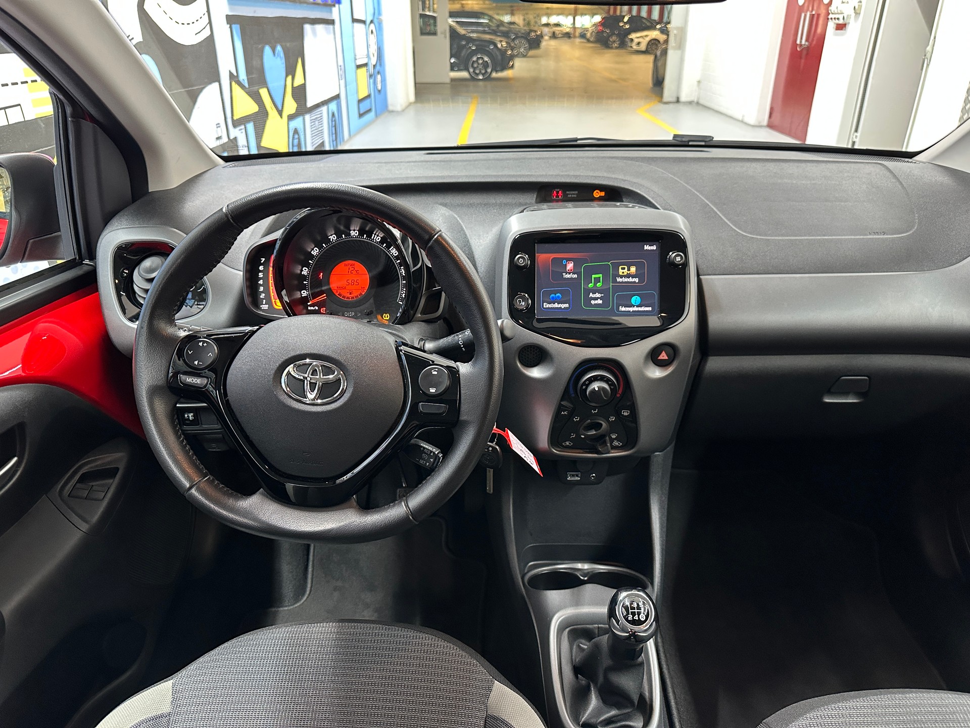 TOYOTA Aygo 1.0 VVT-i x-play-image-9