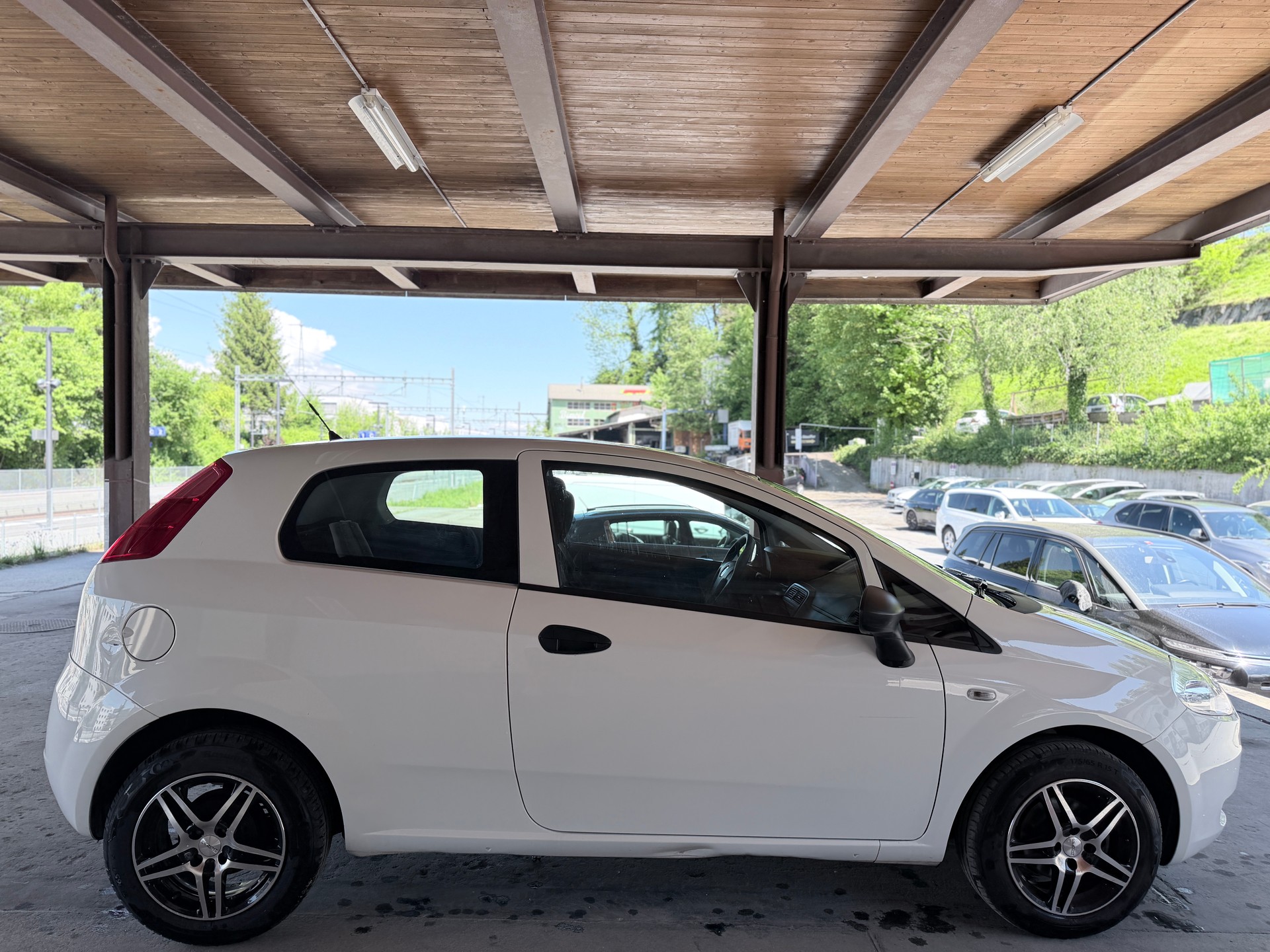 FIAT Punto 1.2 Actual-image-6