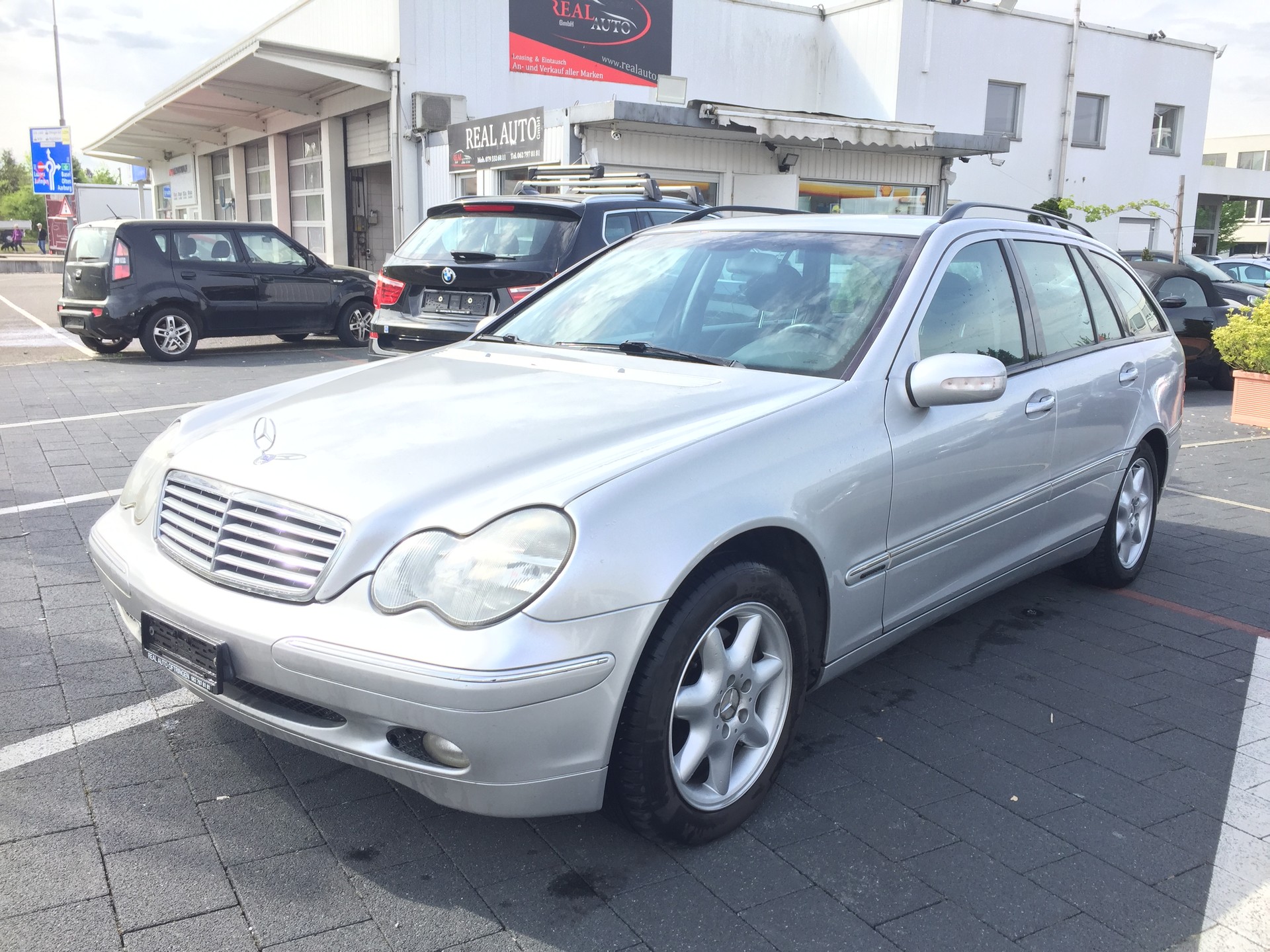 MERCEDES-BENZ C 240 Elégance-image-2