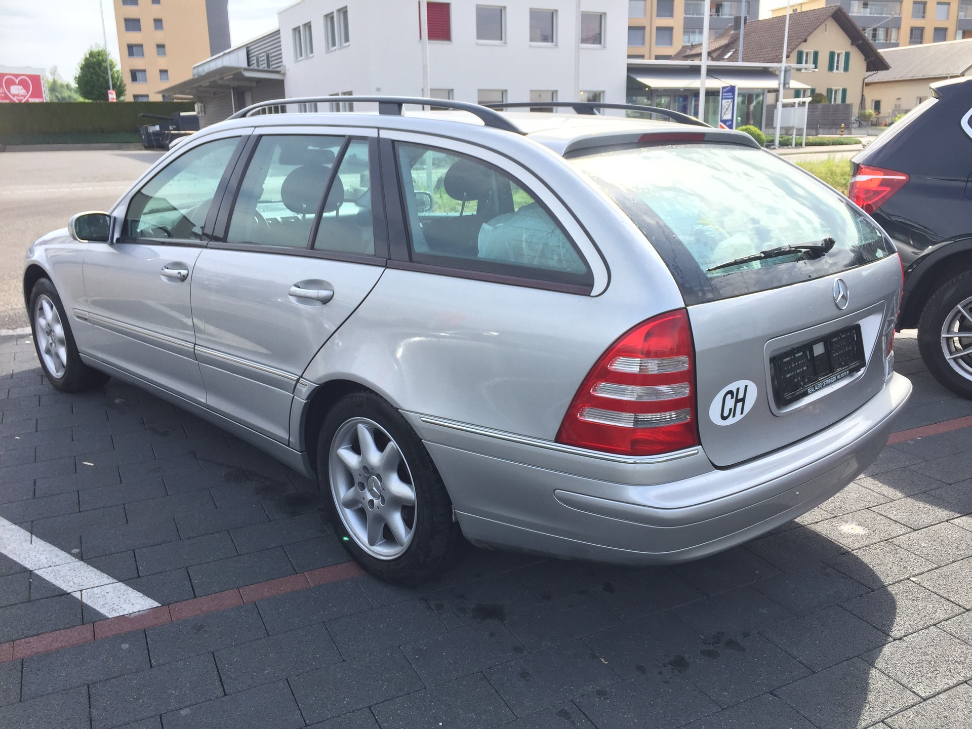 MERCEDES-BENZ C 240 Elégance-image-5