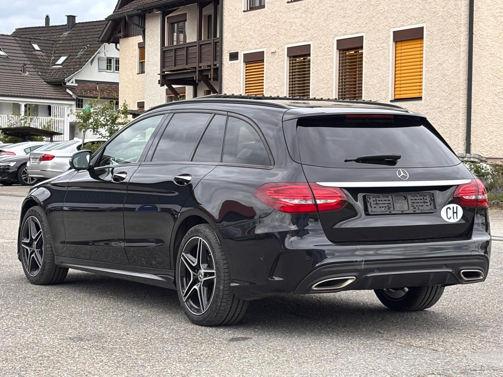 MERCEDES-BENZ C 200 Swiss Star AMG Line 4M 9G-Tronic-image-6