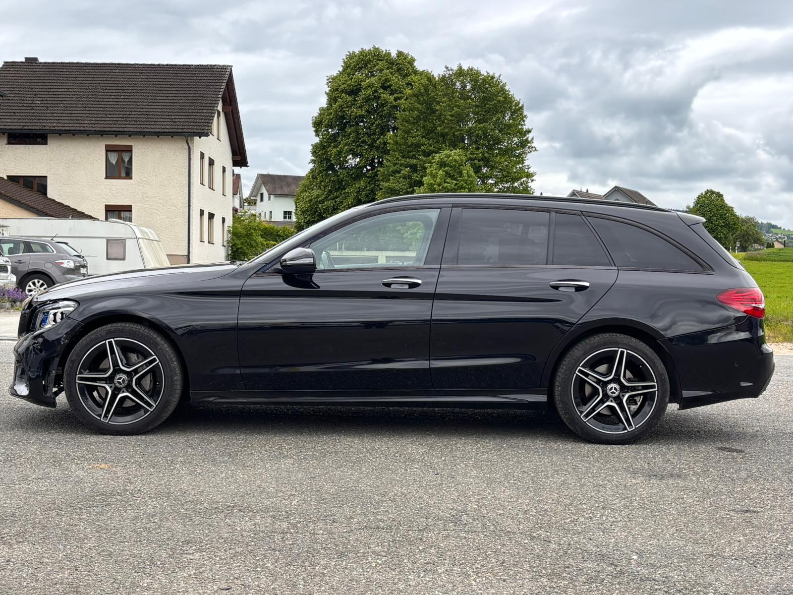 MERCEDES-BENZ C 200 Swiss Star AMG Line 4M 9G-Tronic-image-7