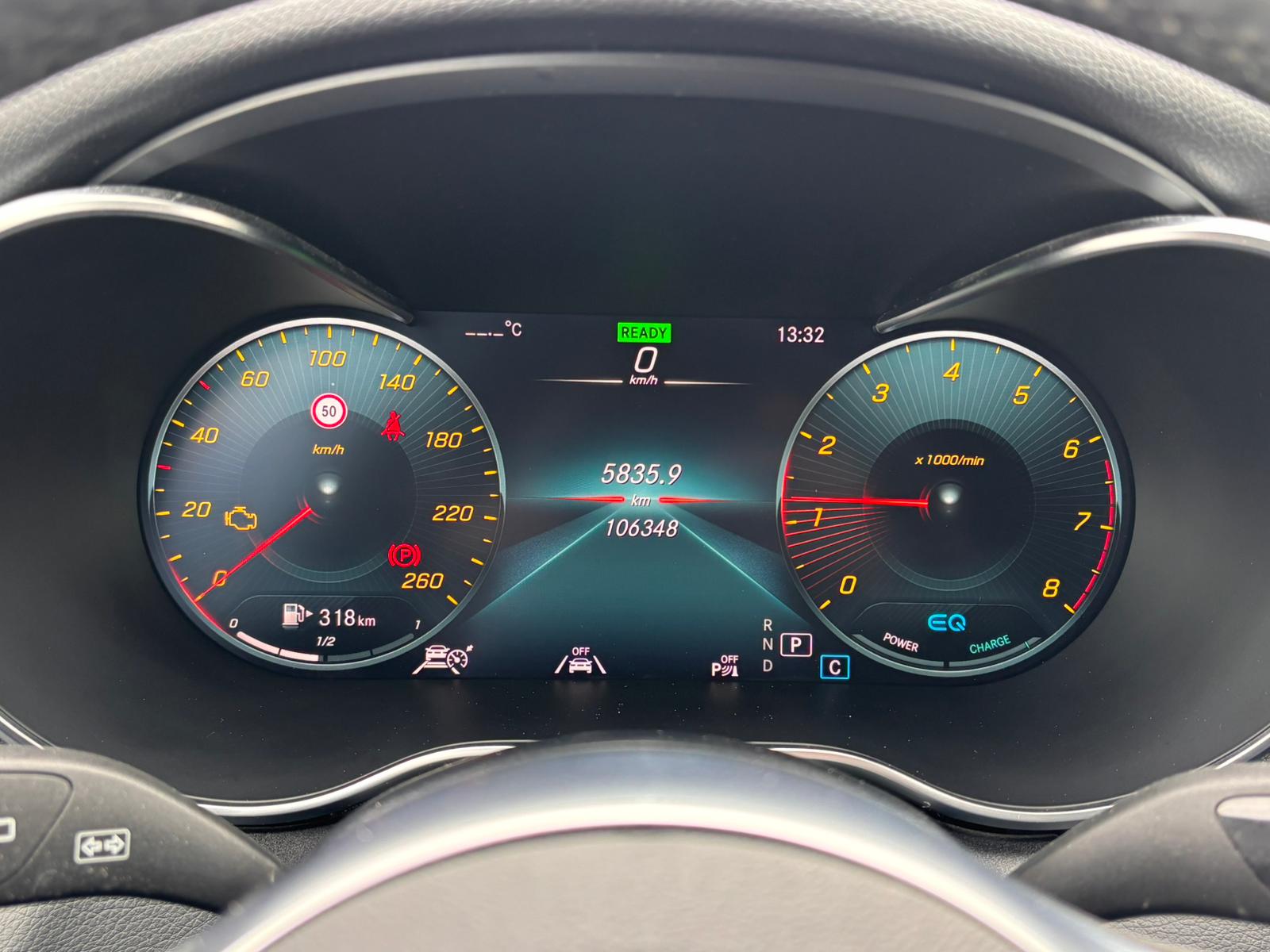 MERCEDES-BENZ C 200 Swiss Star AMG Line 4M 9G-Tronic-image-15