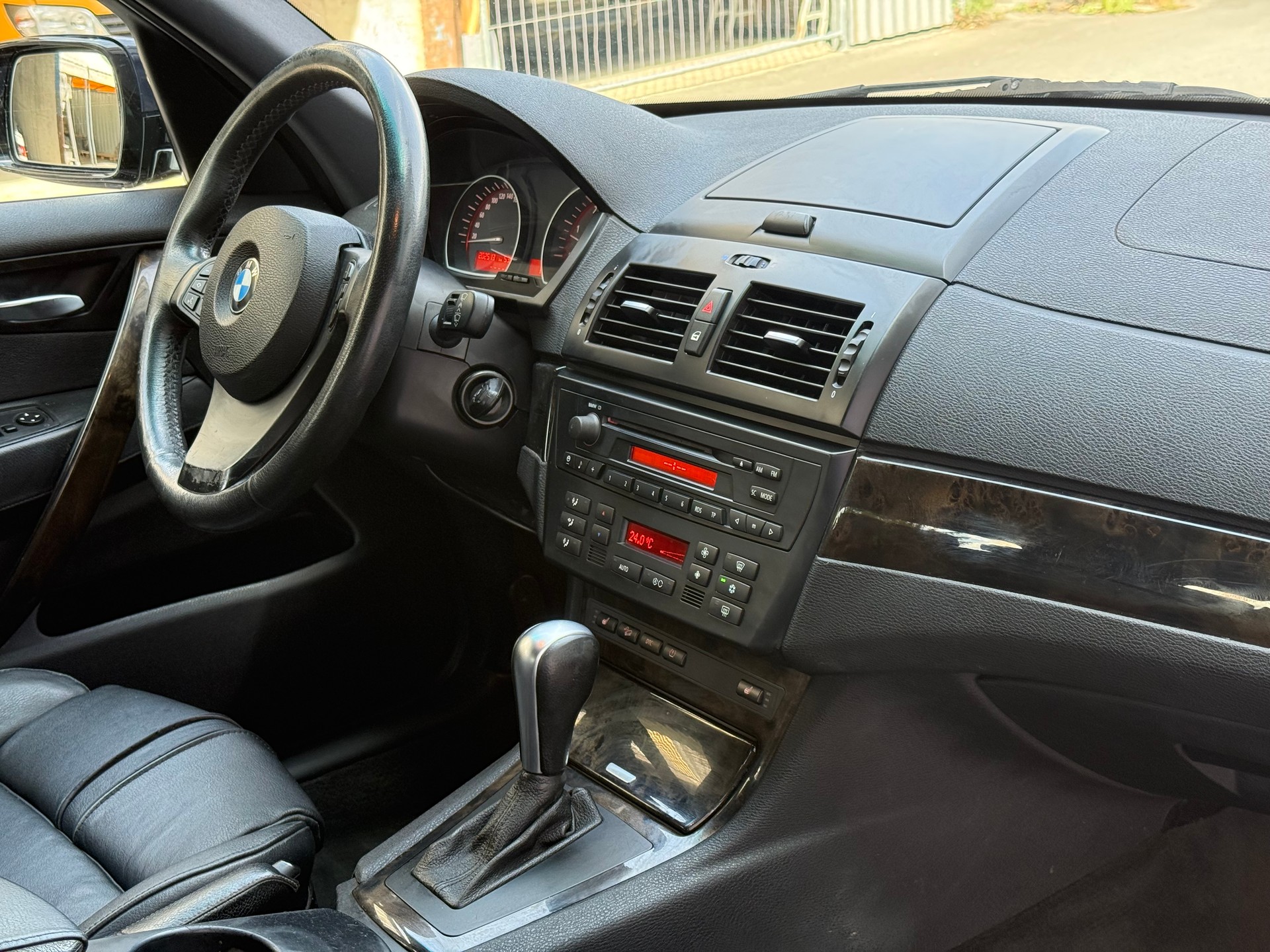 BMW X3 xDrive 30d (3.0d)-image-8