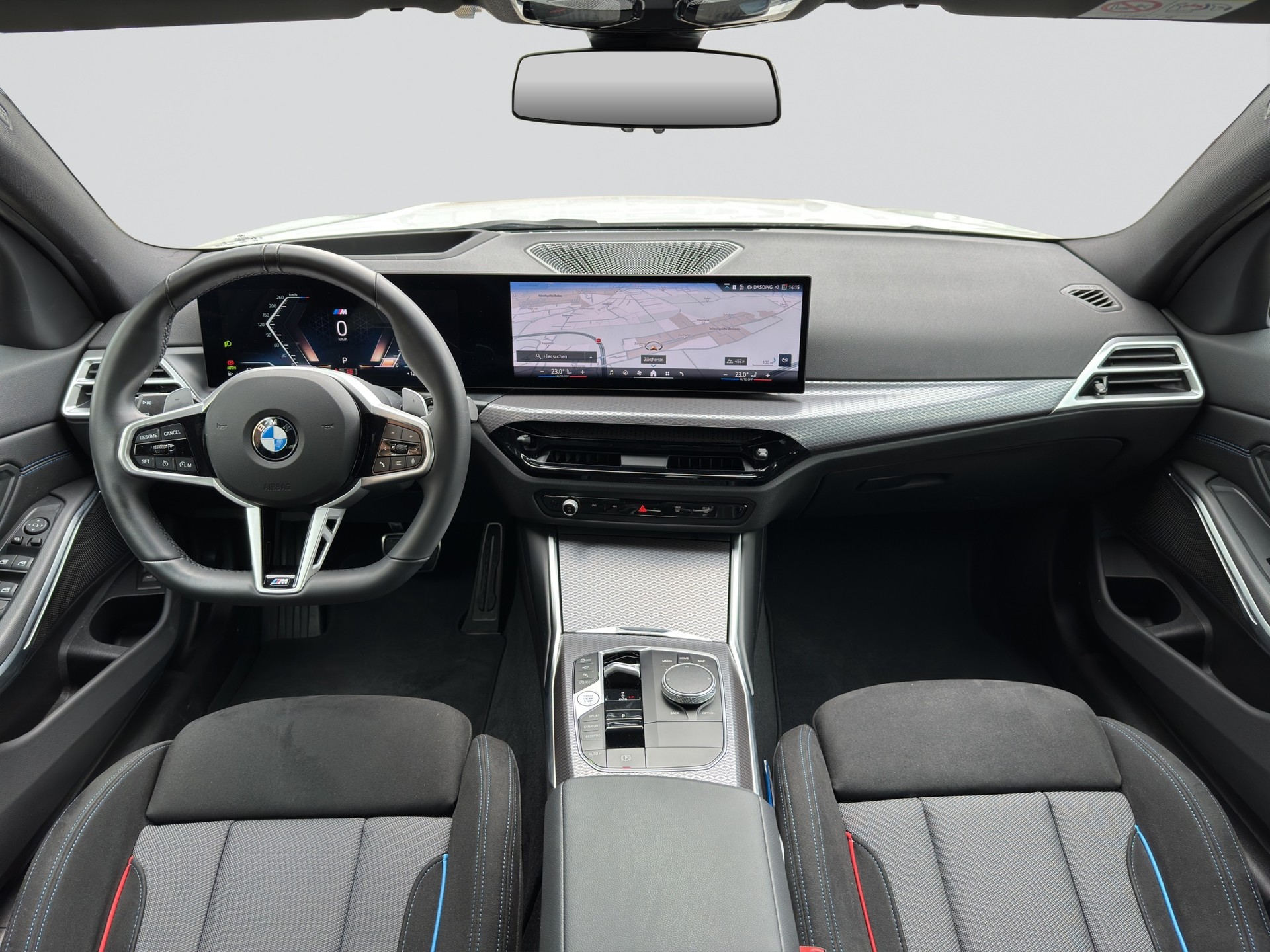 BMW 320i M Sport Steptronic-image-15