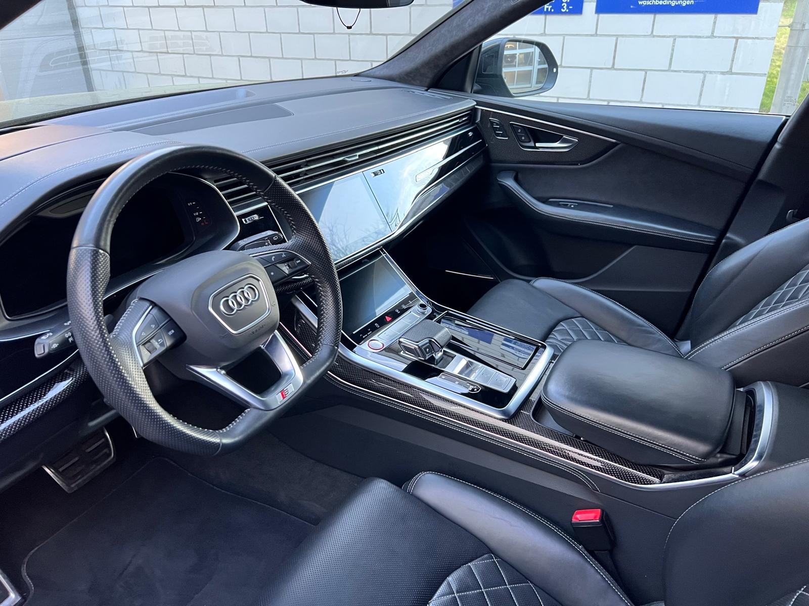 AUDI SQ8 50 TDI quattro tiptronic-image-10