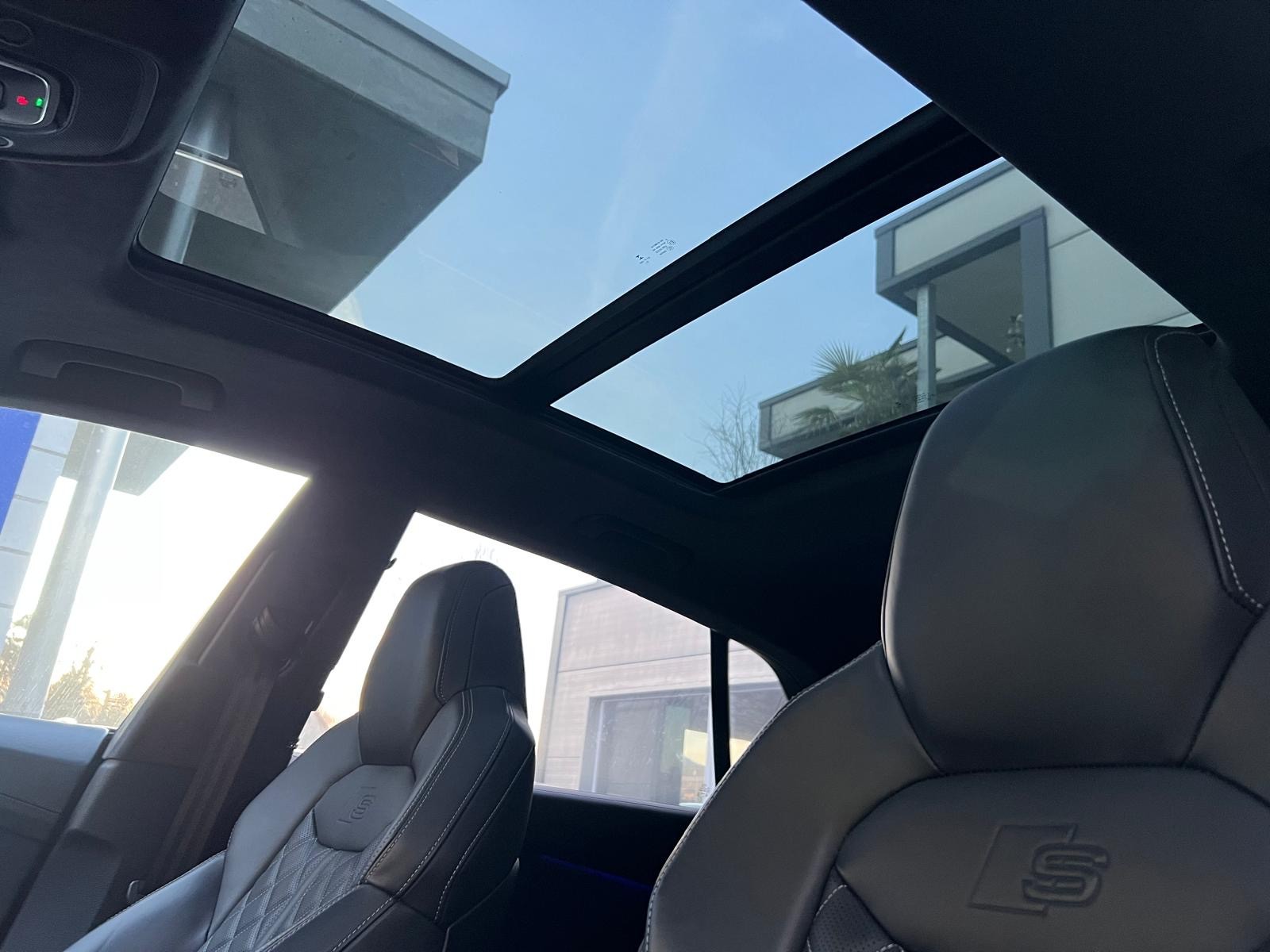 AUDI SQ8 50 TDI quattro tiptronic-image-15