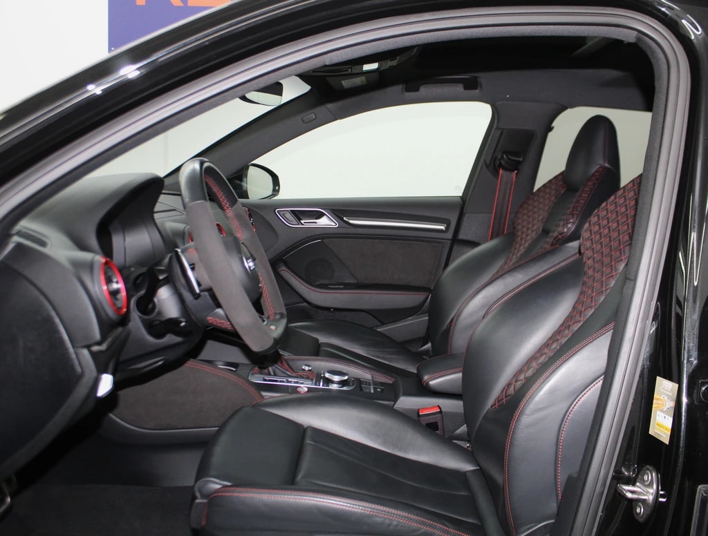 AUDI RS3 Sportback 2.5 TSI quattro S-tronic Black Edition ohne OPF / CH-Fahrzeug-image-7