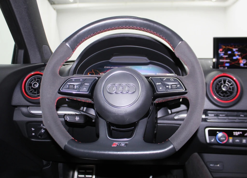AUDI RS3 Sportback 2.5 TSI quattro S-tronic Black Edition ohne OPF / CH-Fahrzeug-image-13