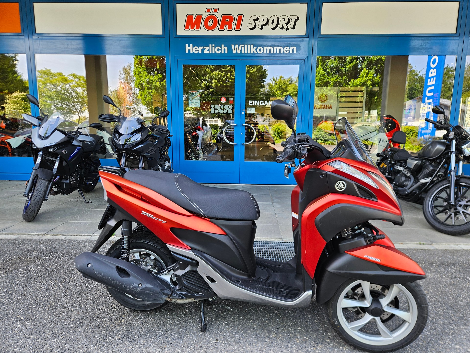 YAMAHA Tricity MW 125 UBS