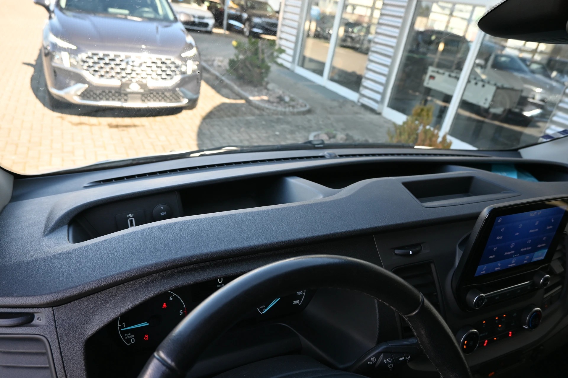 FORD Transit Custom Van 320 L1H1 Basis 3-Plätzer (CH Auto)-image-15
