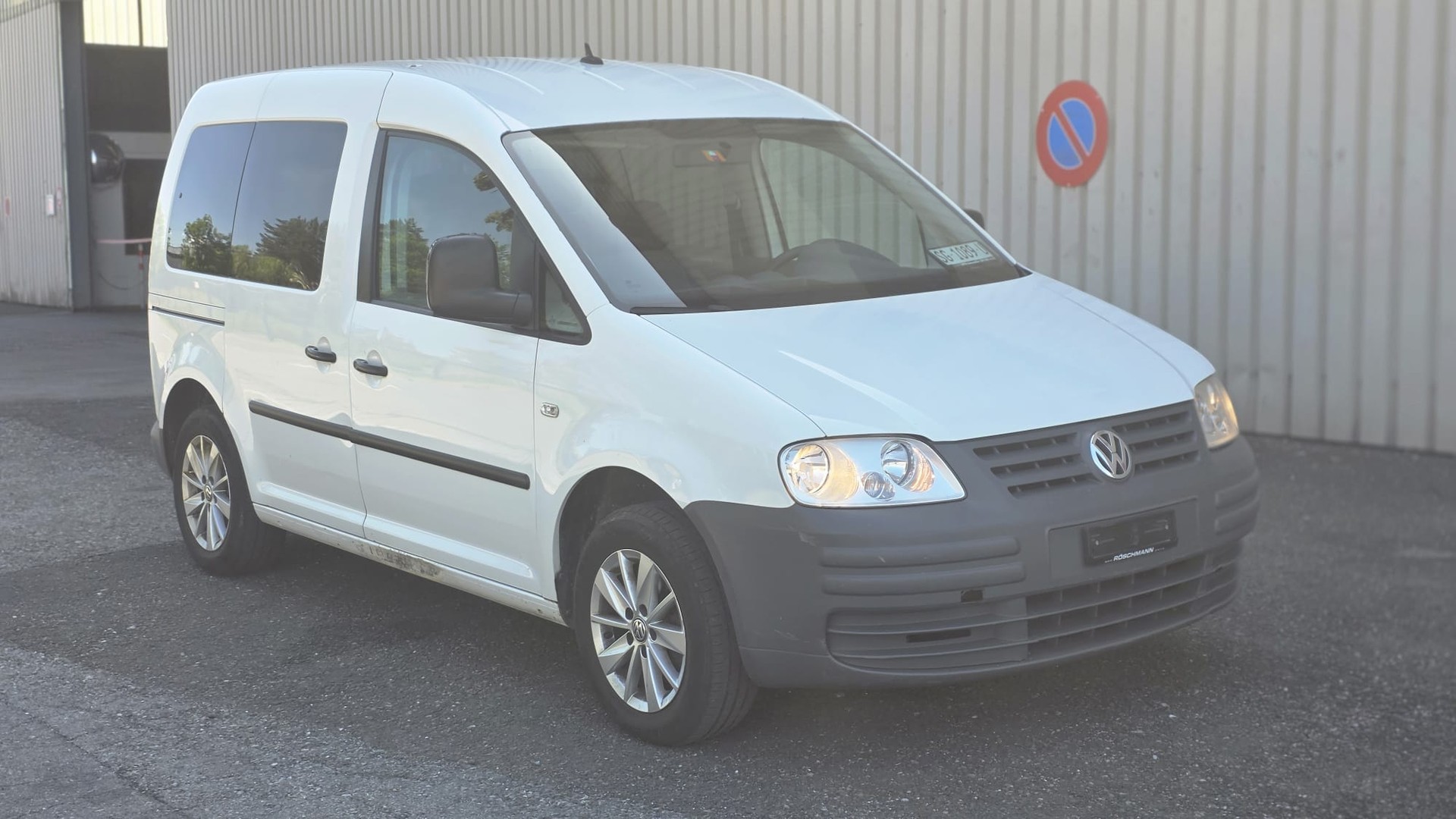 VW Caddy 1.9TDI PD-image-1