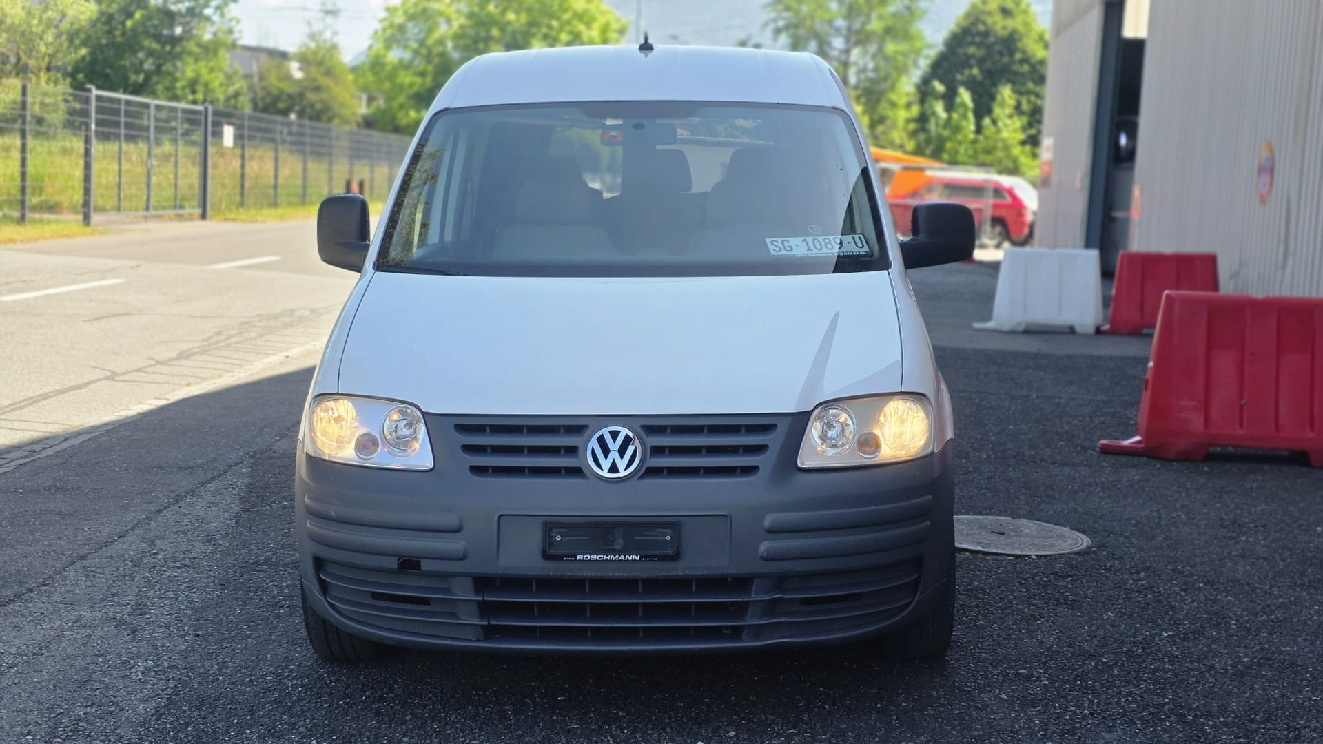 VW Caddy 1.9TDI PD-image-0