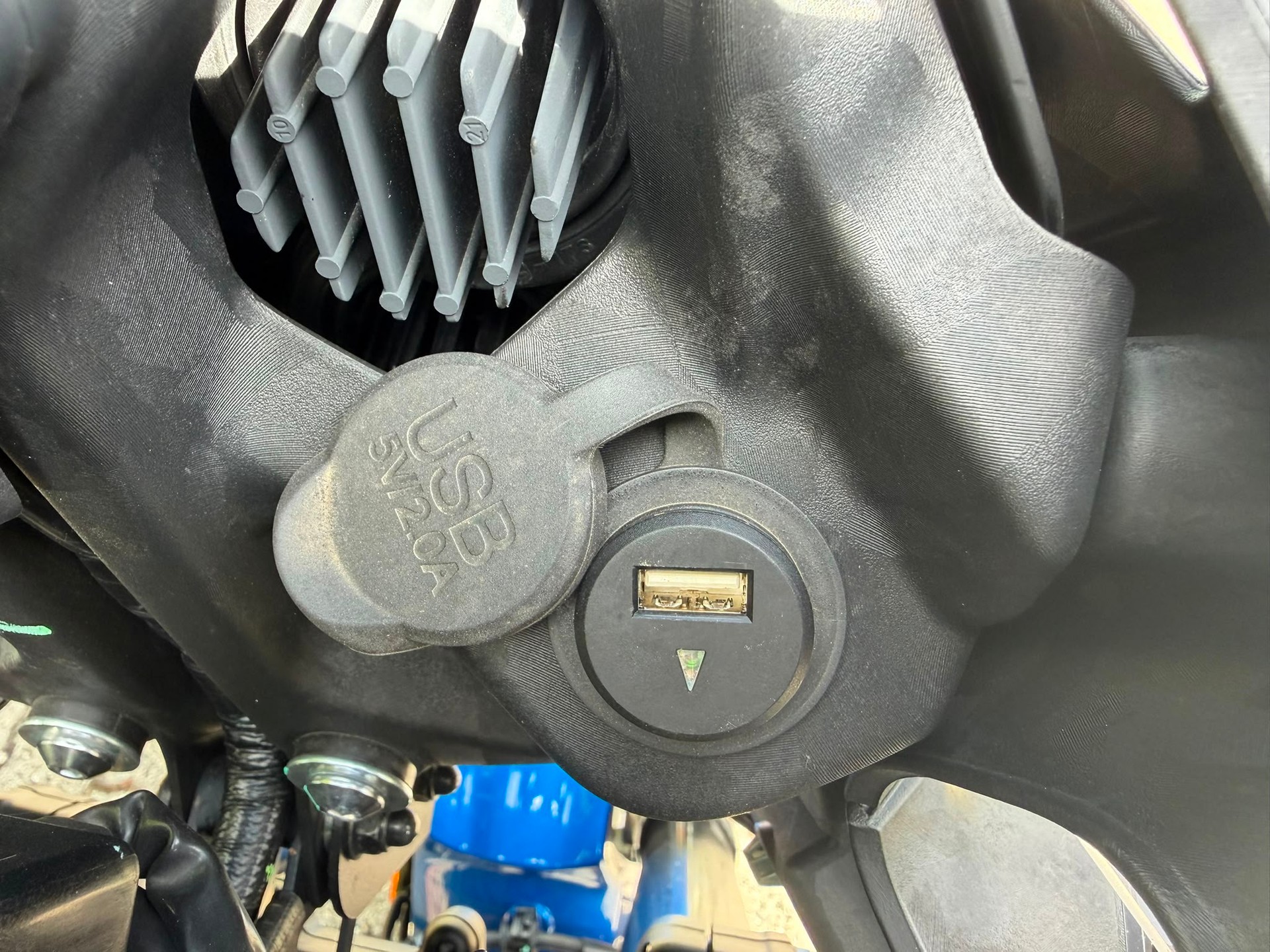 YAMAHA Tenere 700 World Raid (35kw) Akrapovic-image-11