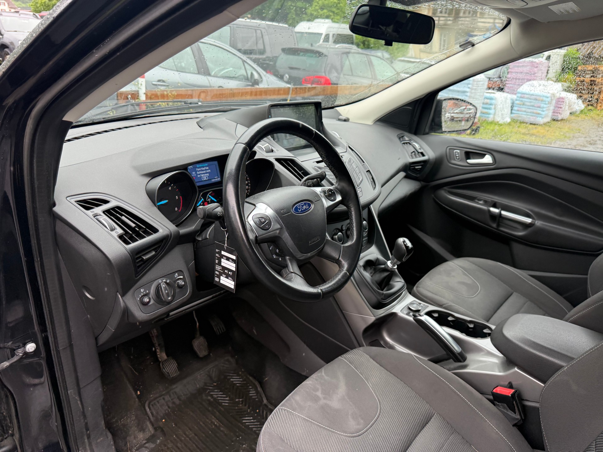 FORD Kuga 2.0 TDCi Carving 4WD-image-6