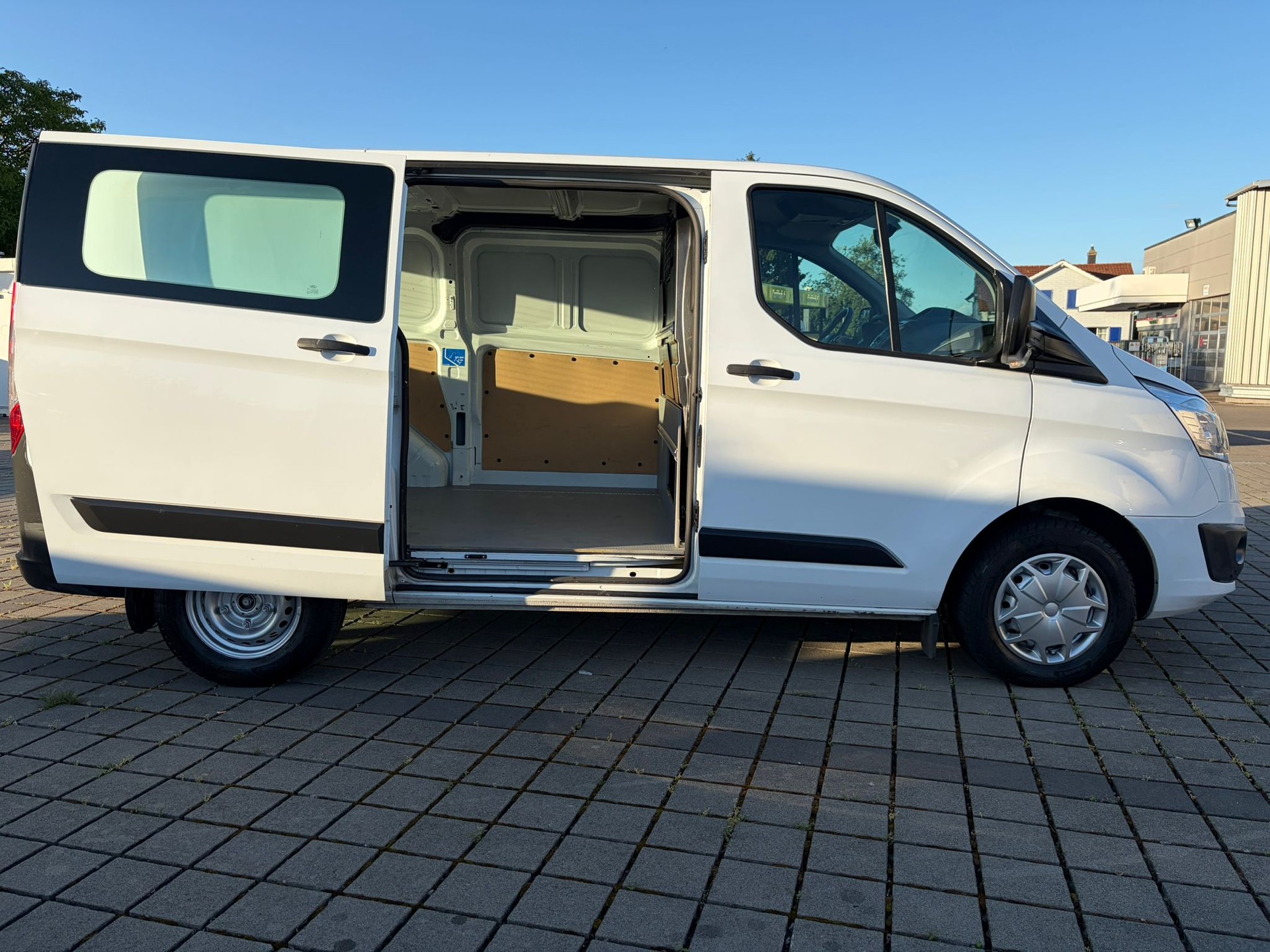 FORD Transit Custom Van 310 L1H1 Trend-image-3