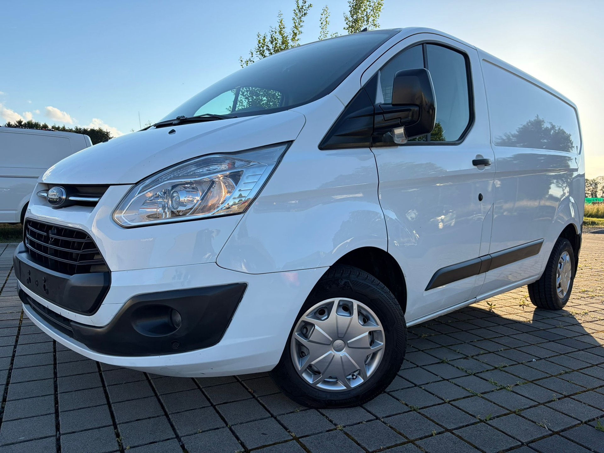 FORD Transit Custom Van 310 L1H1 Trend-image-0