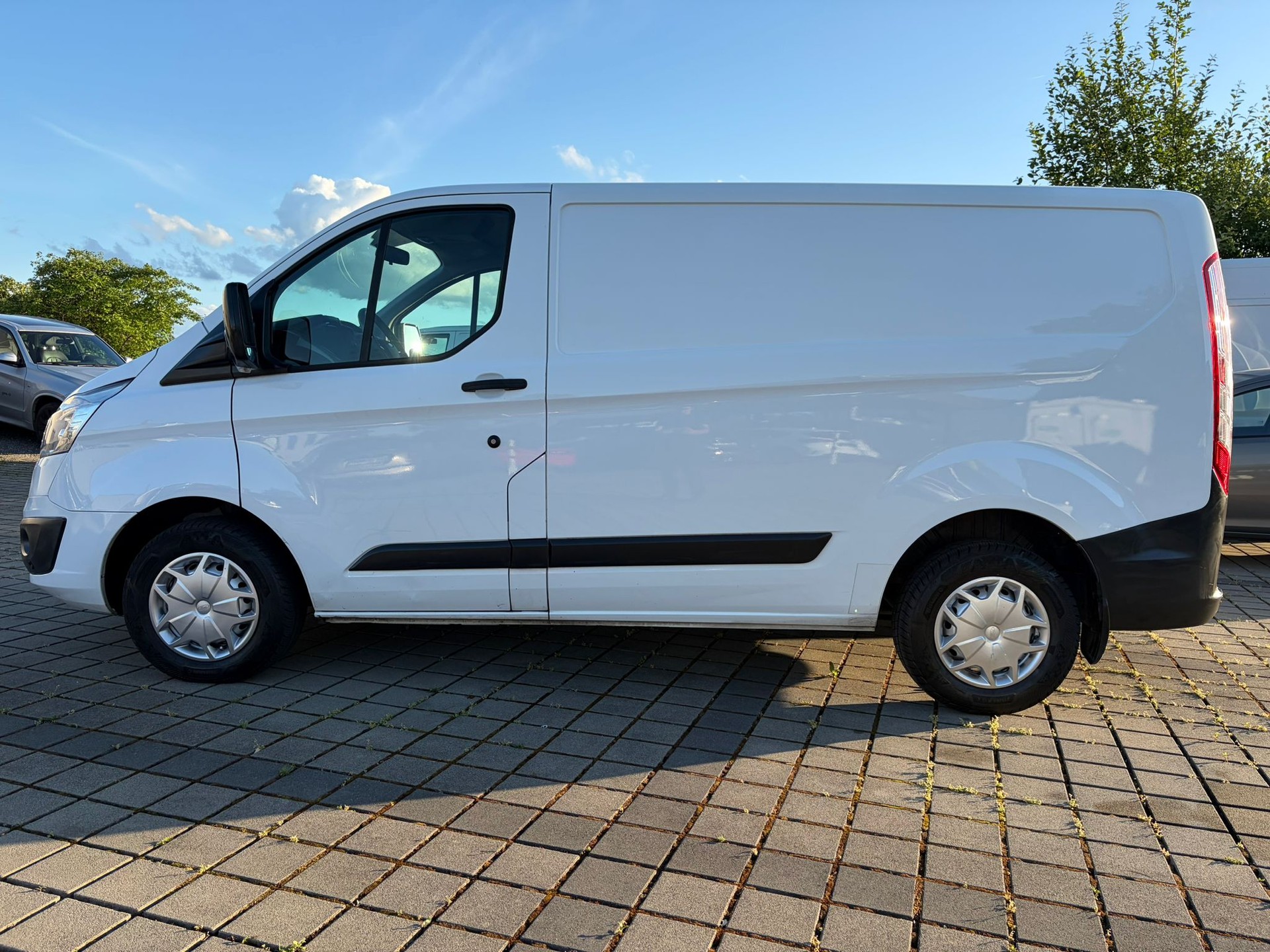 FORD Transit Custom Van 310 L1H1 Trend-image-2