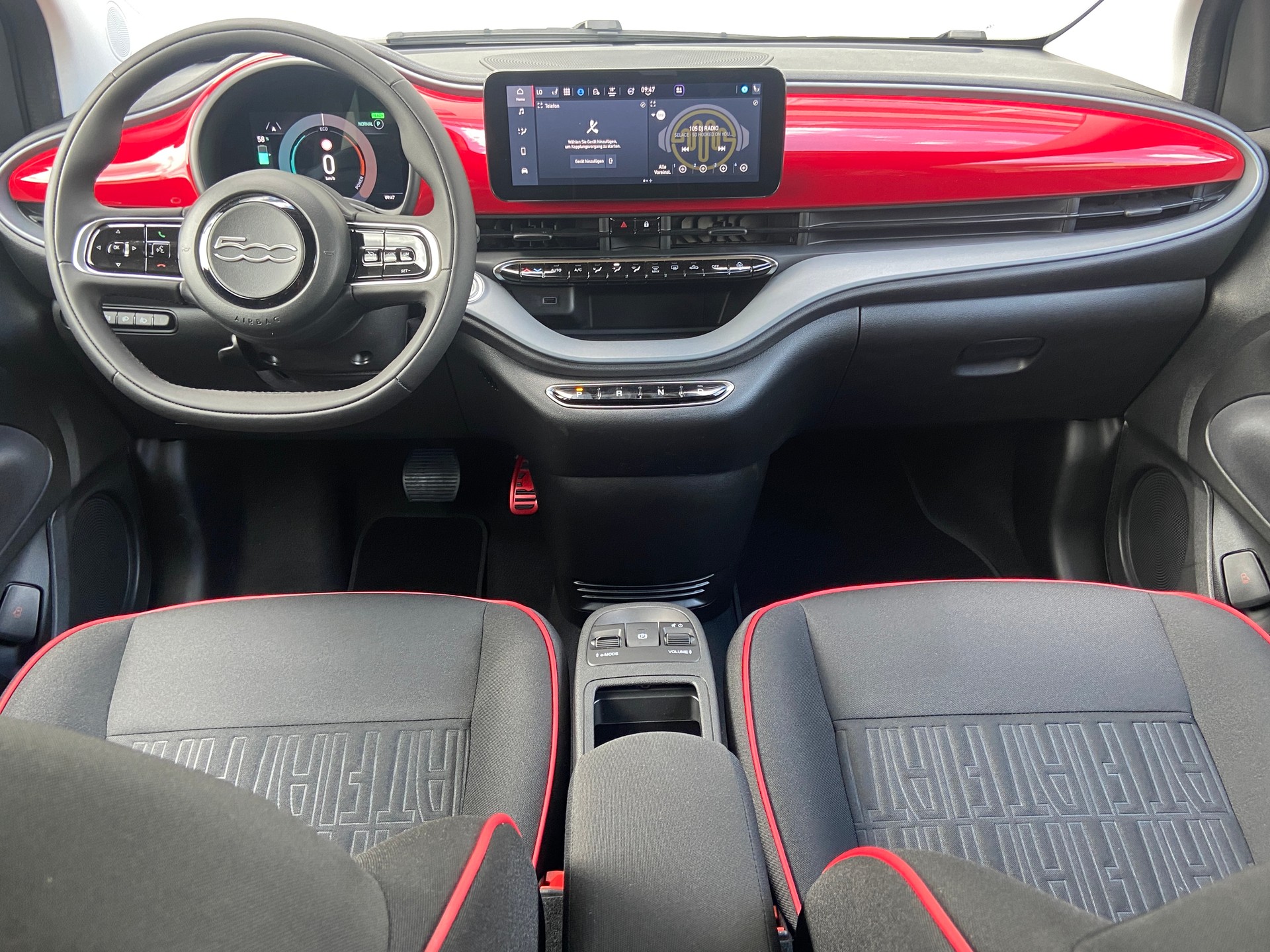 FIAT 500 C electric 87 kW Red-image-3