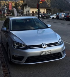 VW Golf 2.0 TDI Comfortline 4Motion-image-4