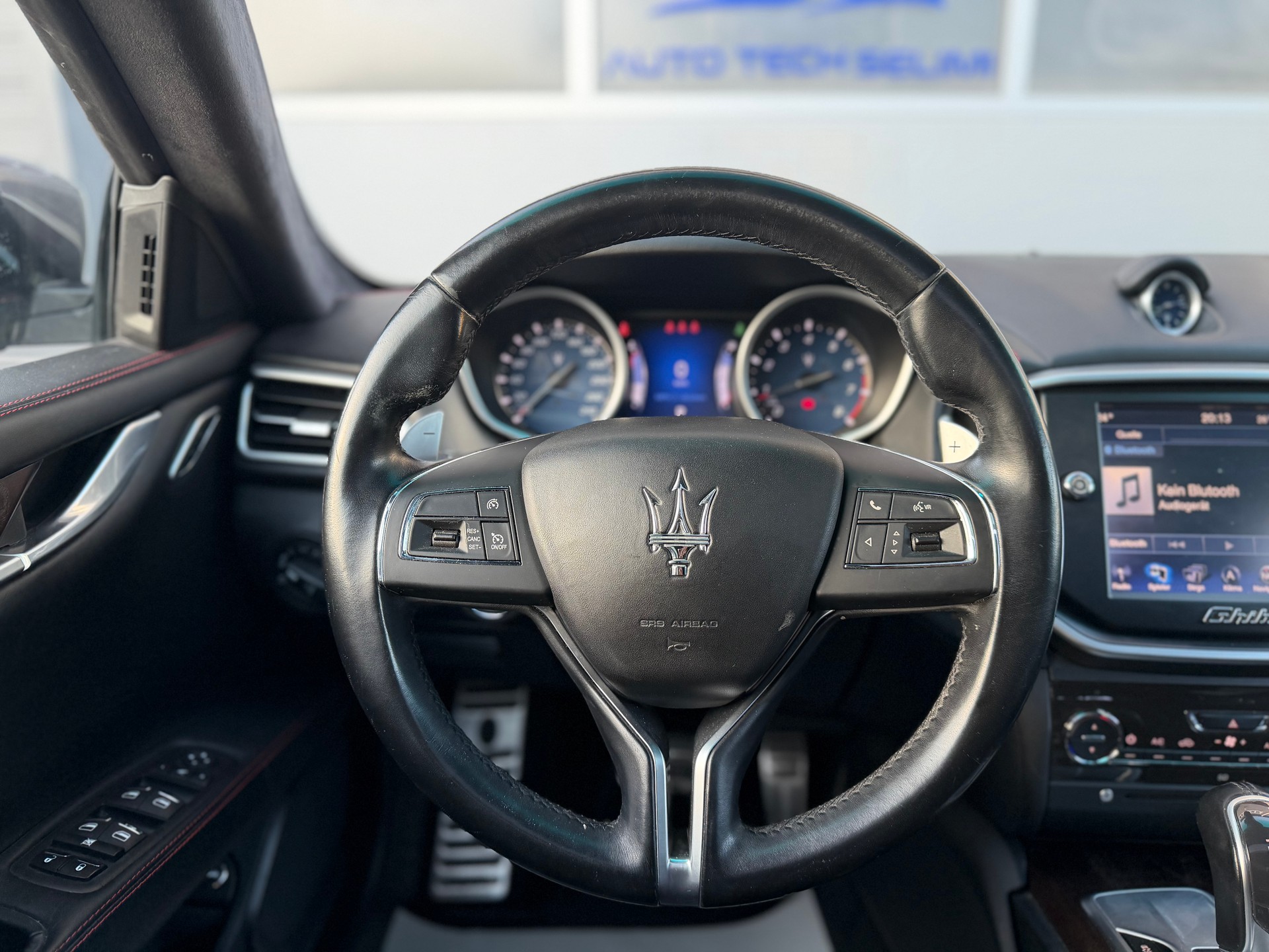 MASERATI Ghibli S Q4 3.0 V6 Automatica-image-10