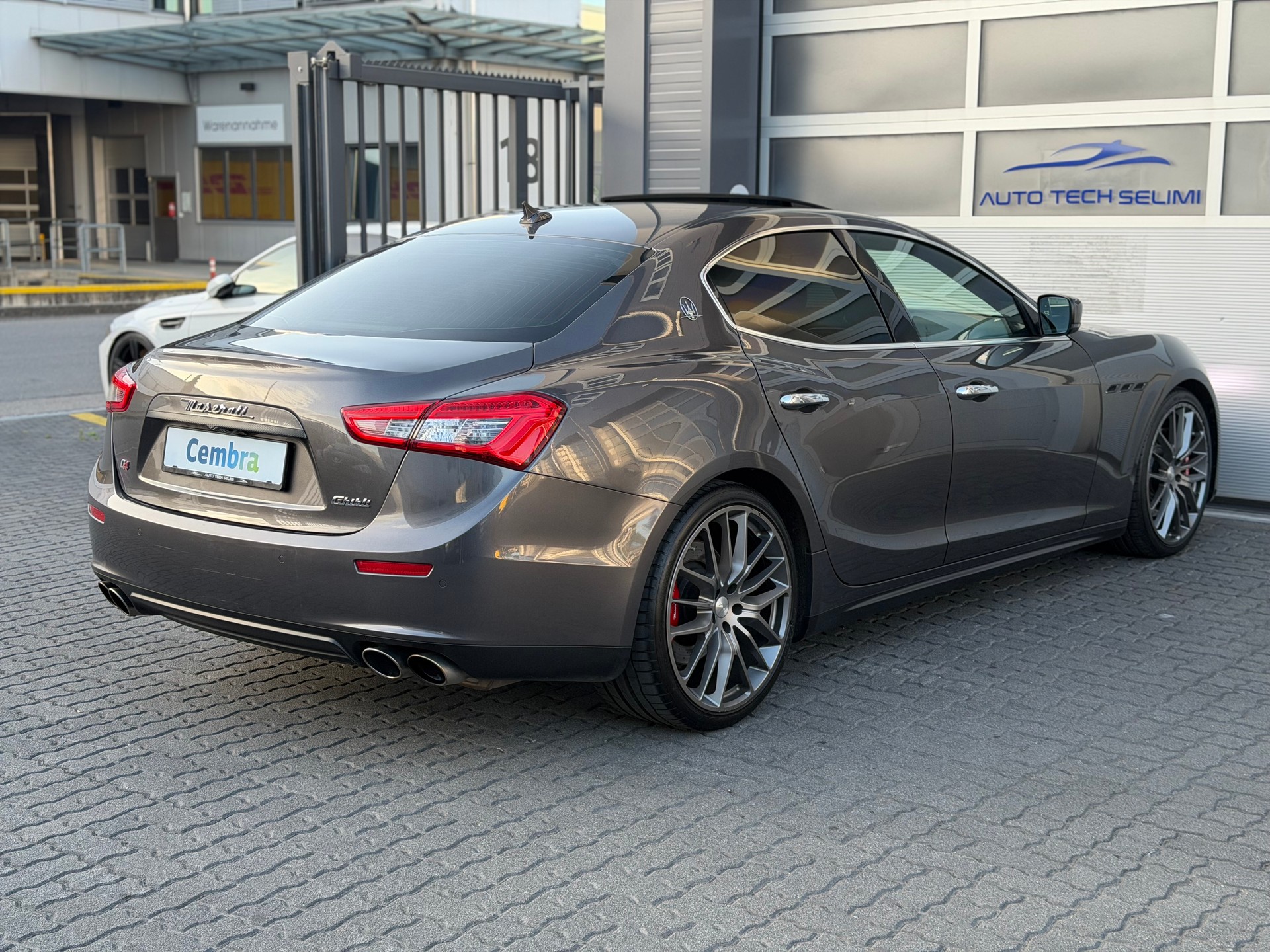 MASERATI Ghibli S Q4 3.0 V6 Automatica-image-4