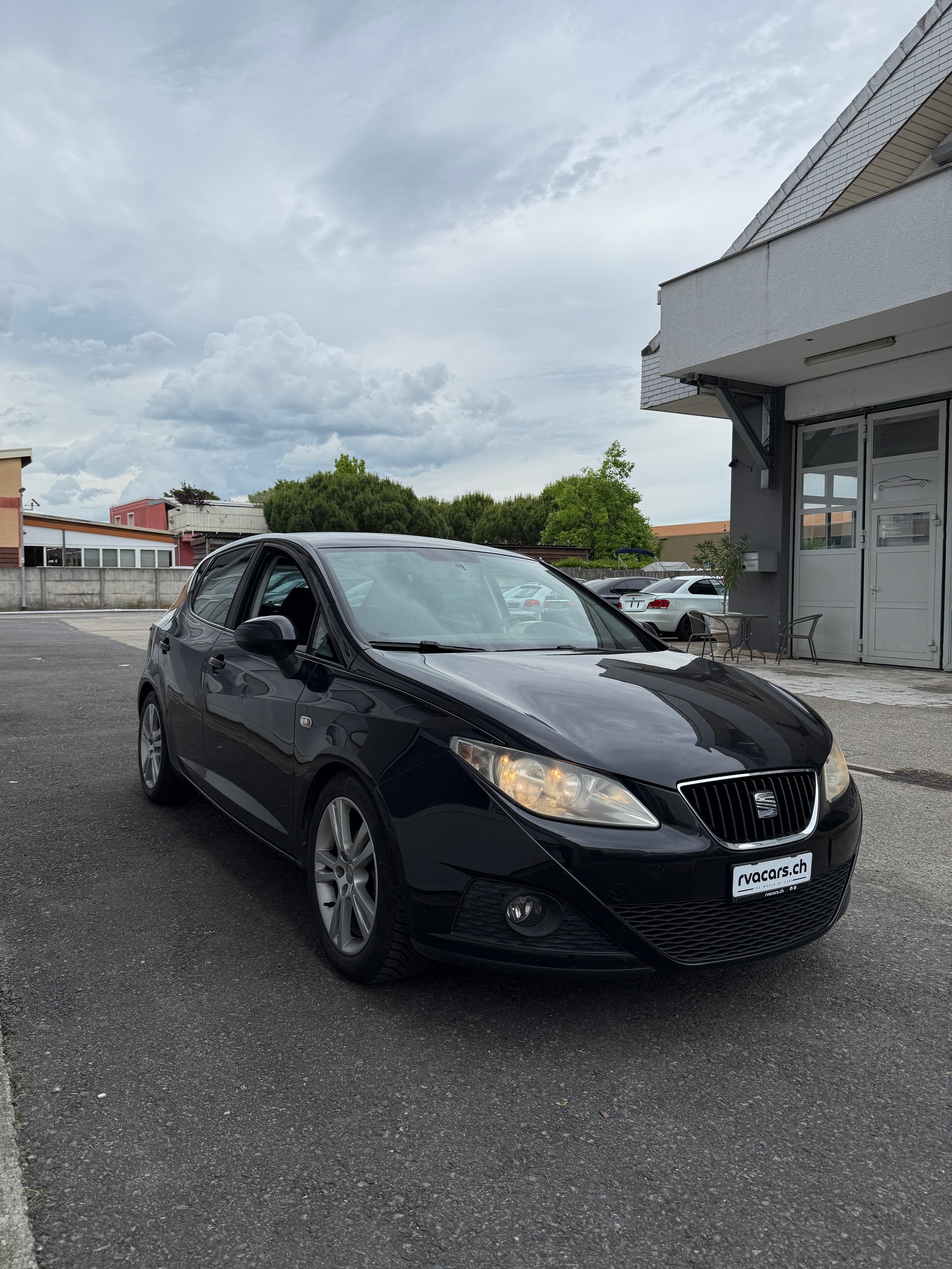 SEAT Ibiza 1.6 Style-image-2