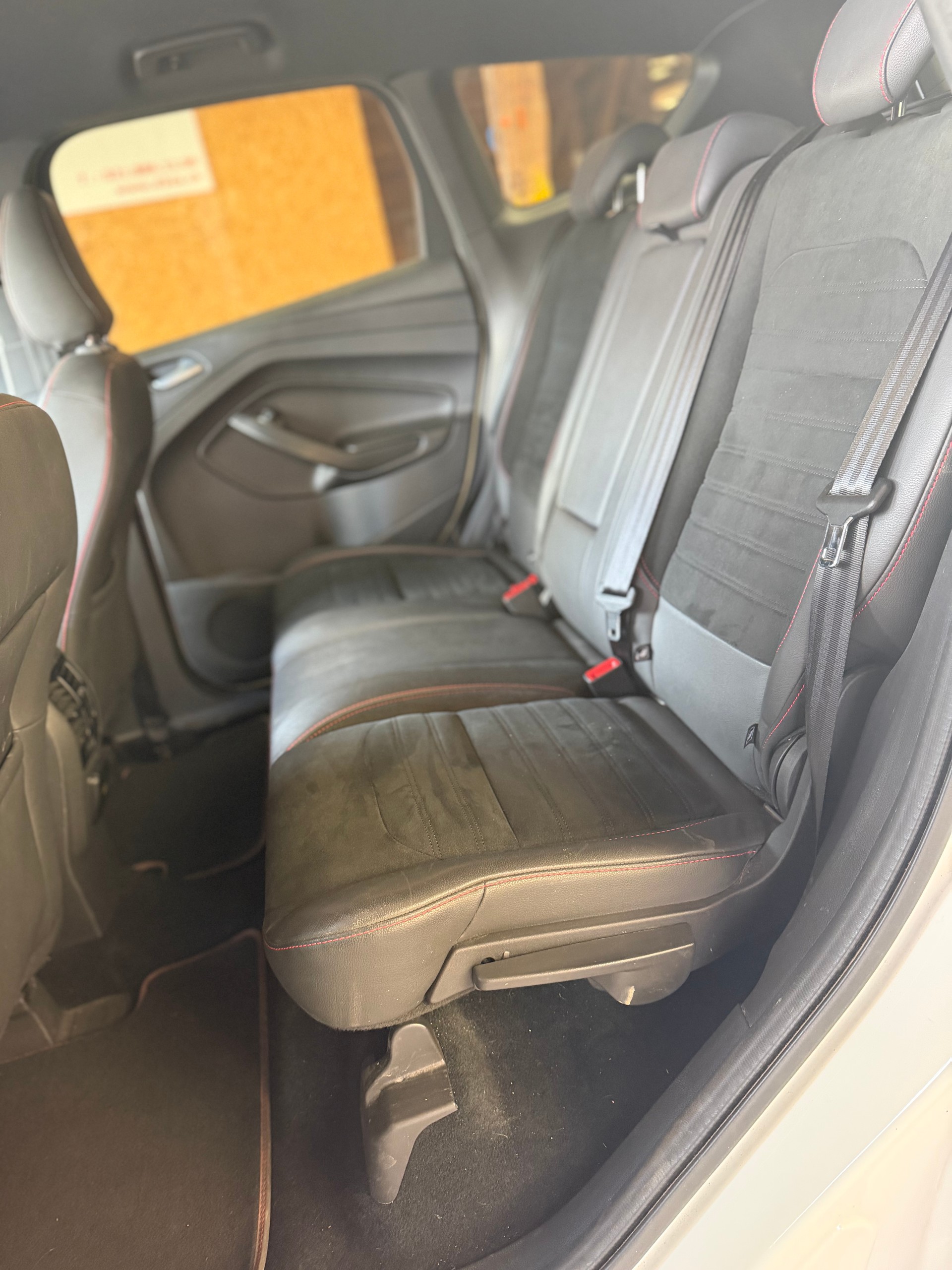 FORD Kuga 2.0 TDCi ST Line High 4WD PowerShift-image-12