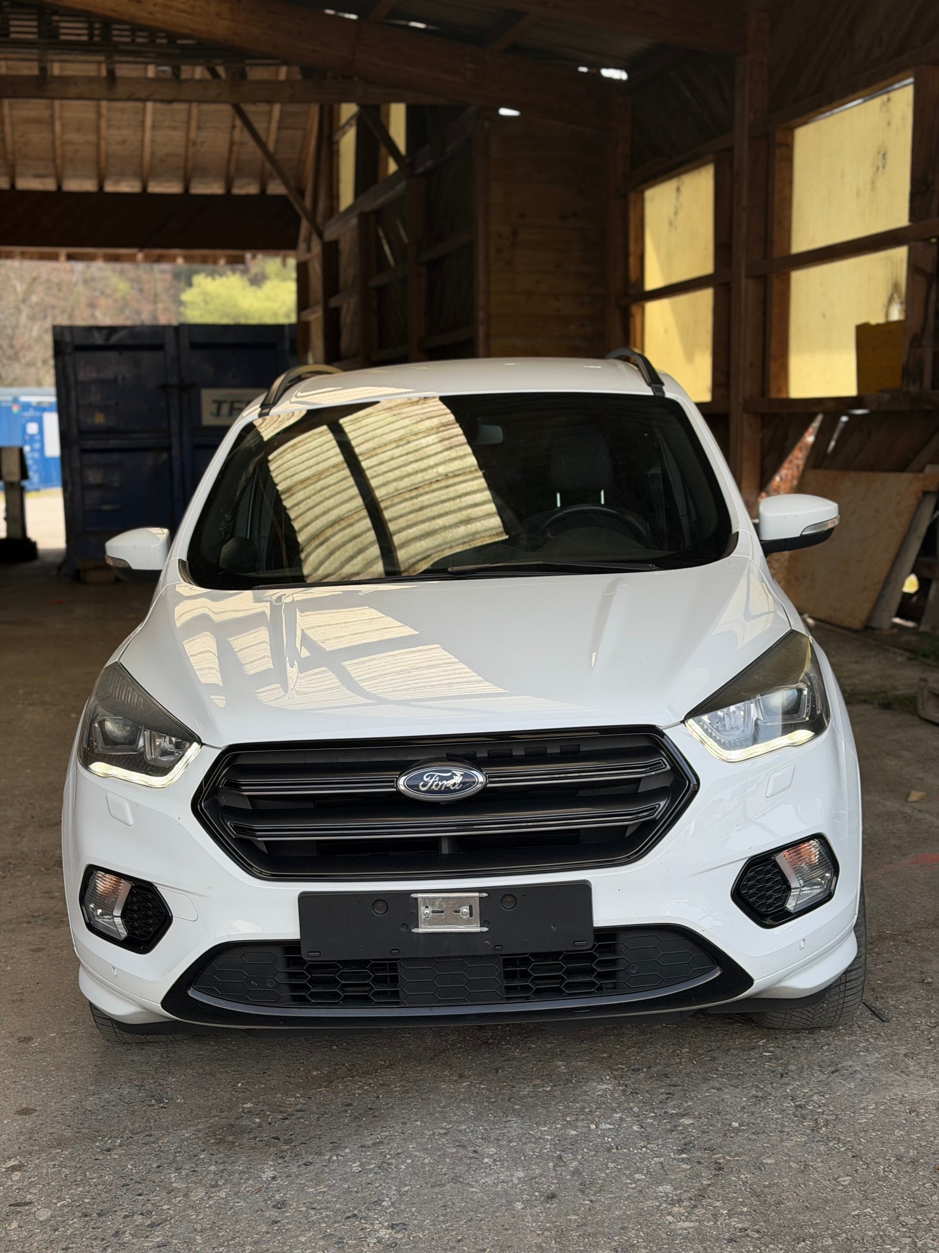 FORD Kuga 2.0 TDCi ST Line High 4WD PowerShift-image-2