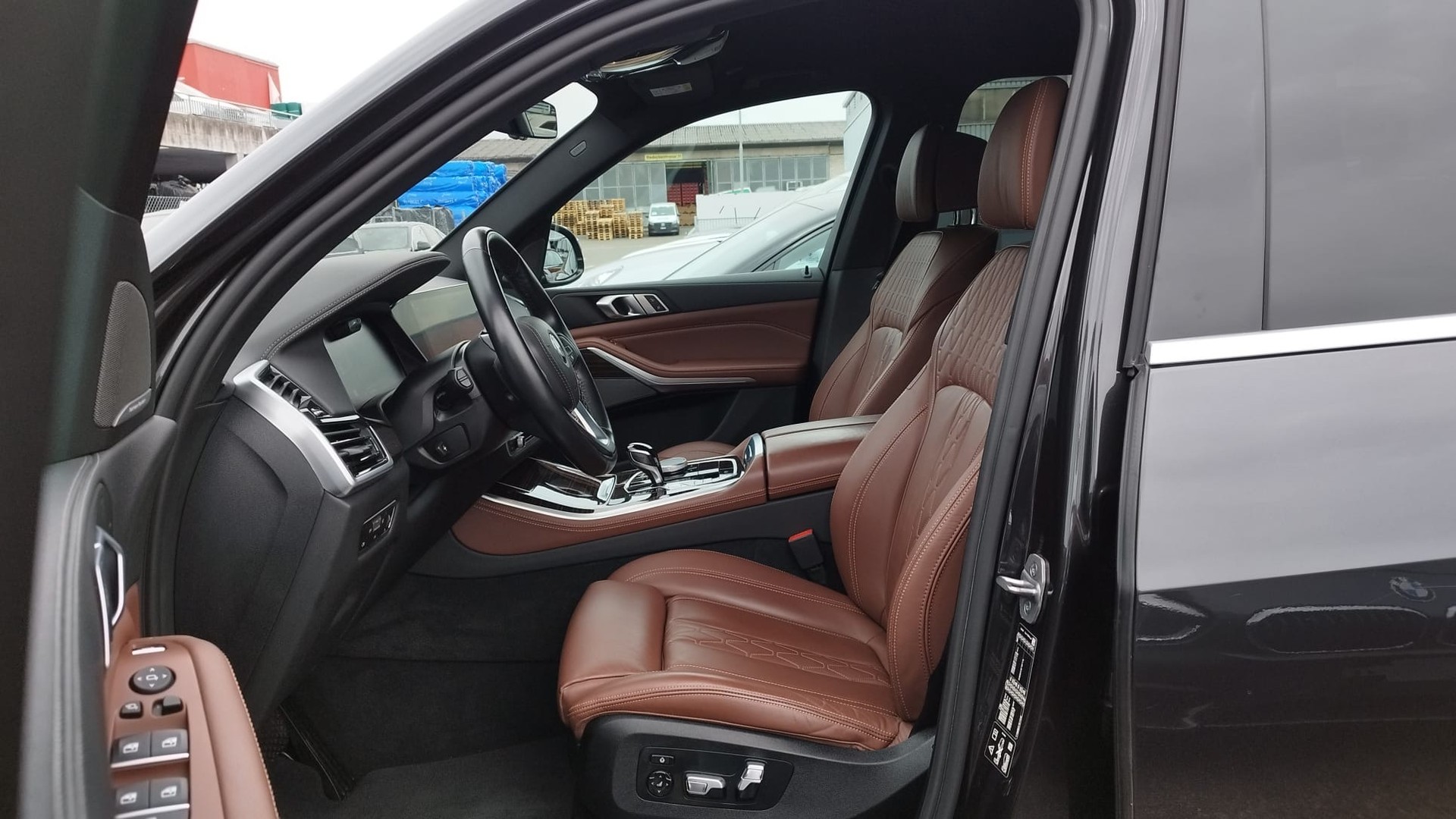 BMW X5 xDrive 48V 30d Steptronic-image-13