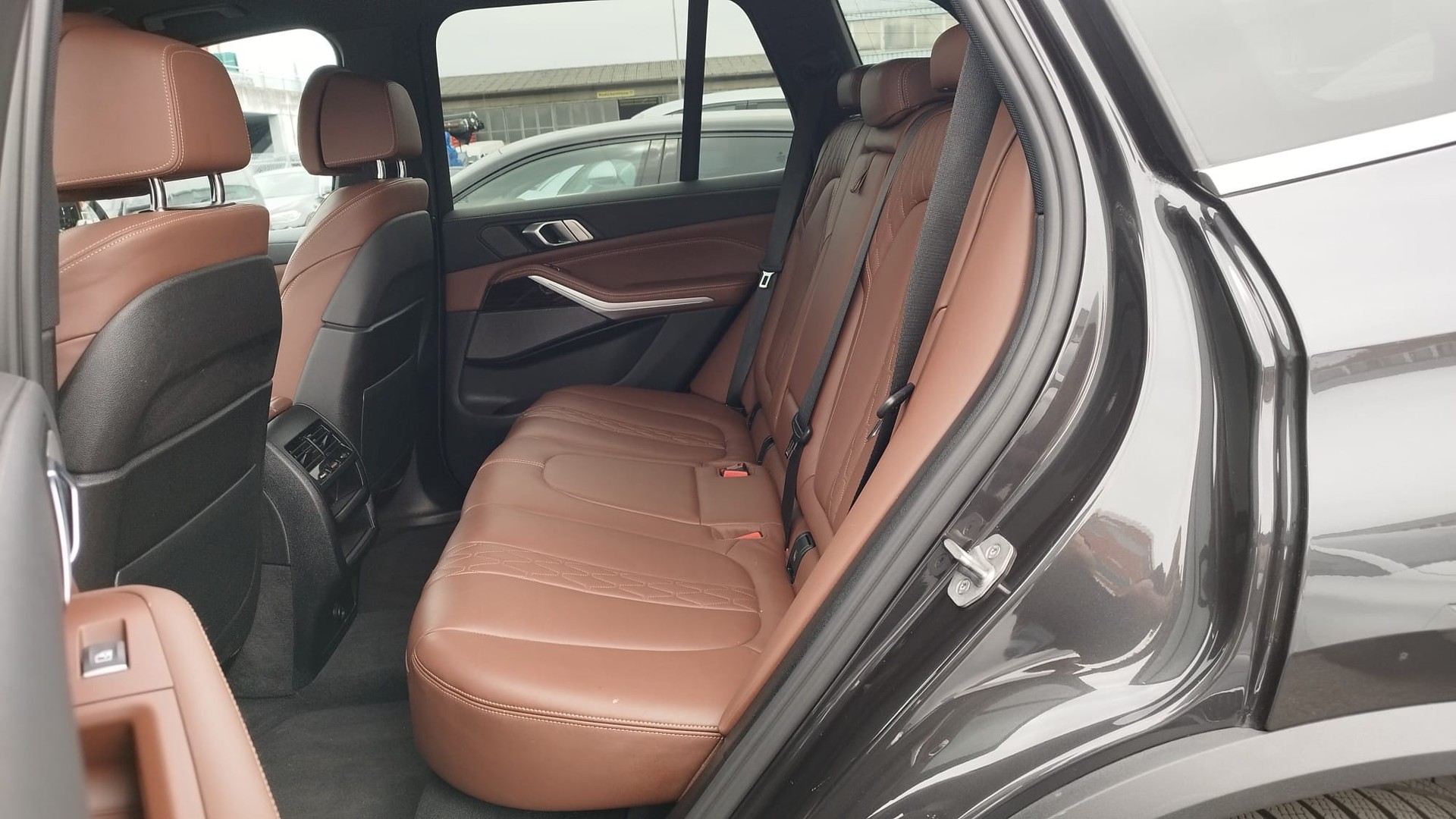 BMW X5 xDrive 48V 30d Steptronic-image-12