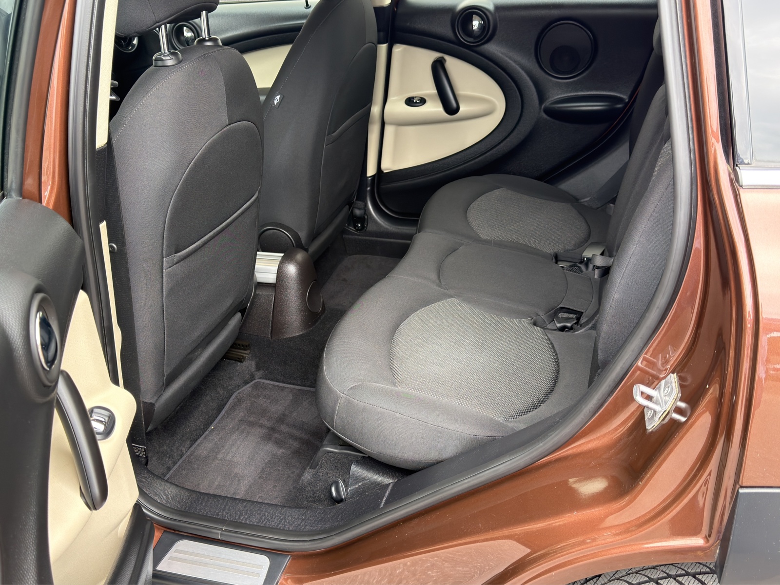 MINI Countryman One FWD Steptronic-image-13