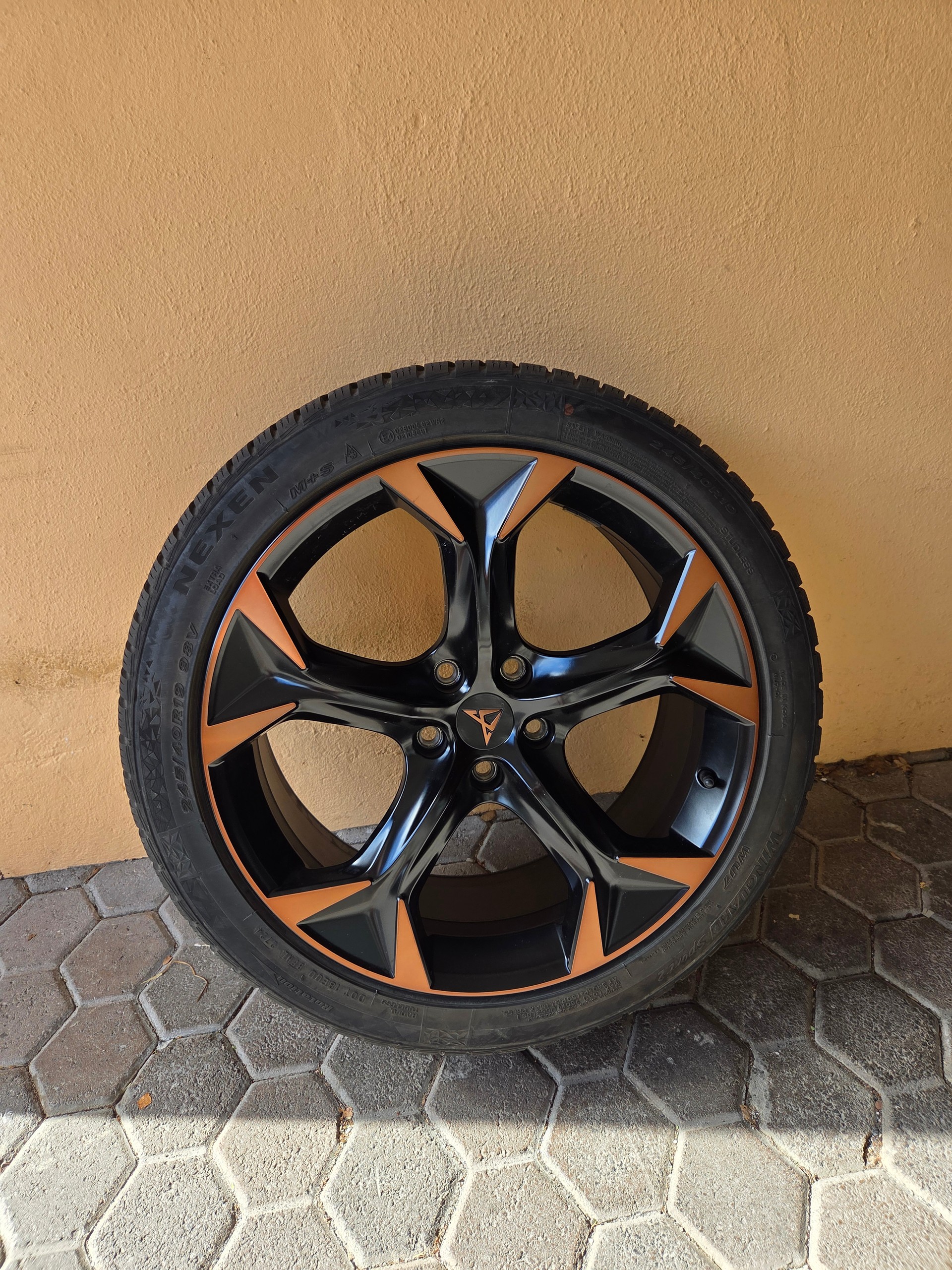 CUPRA 1.4 eHybrid DSG-image-3